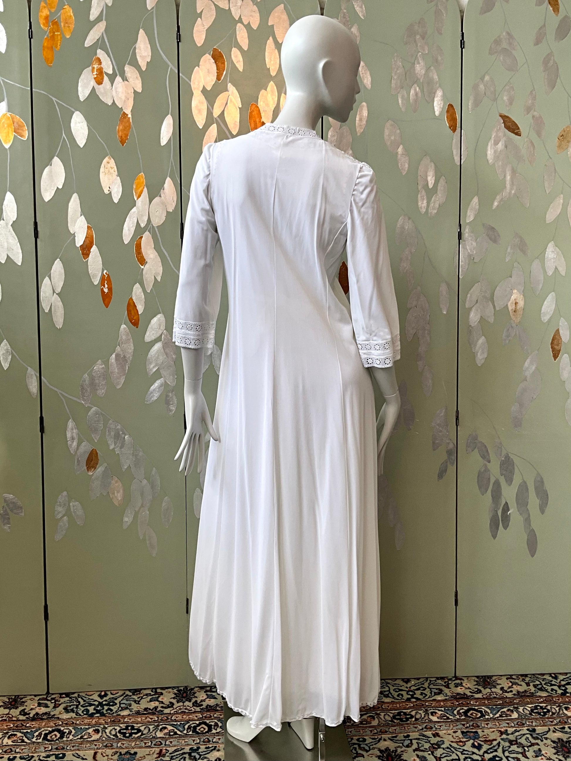 Vintage 1970s White Crochet Trim Nightgown and Robe Set, Small 