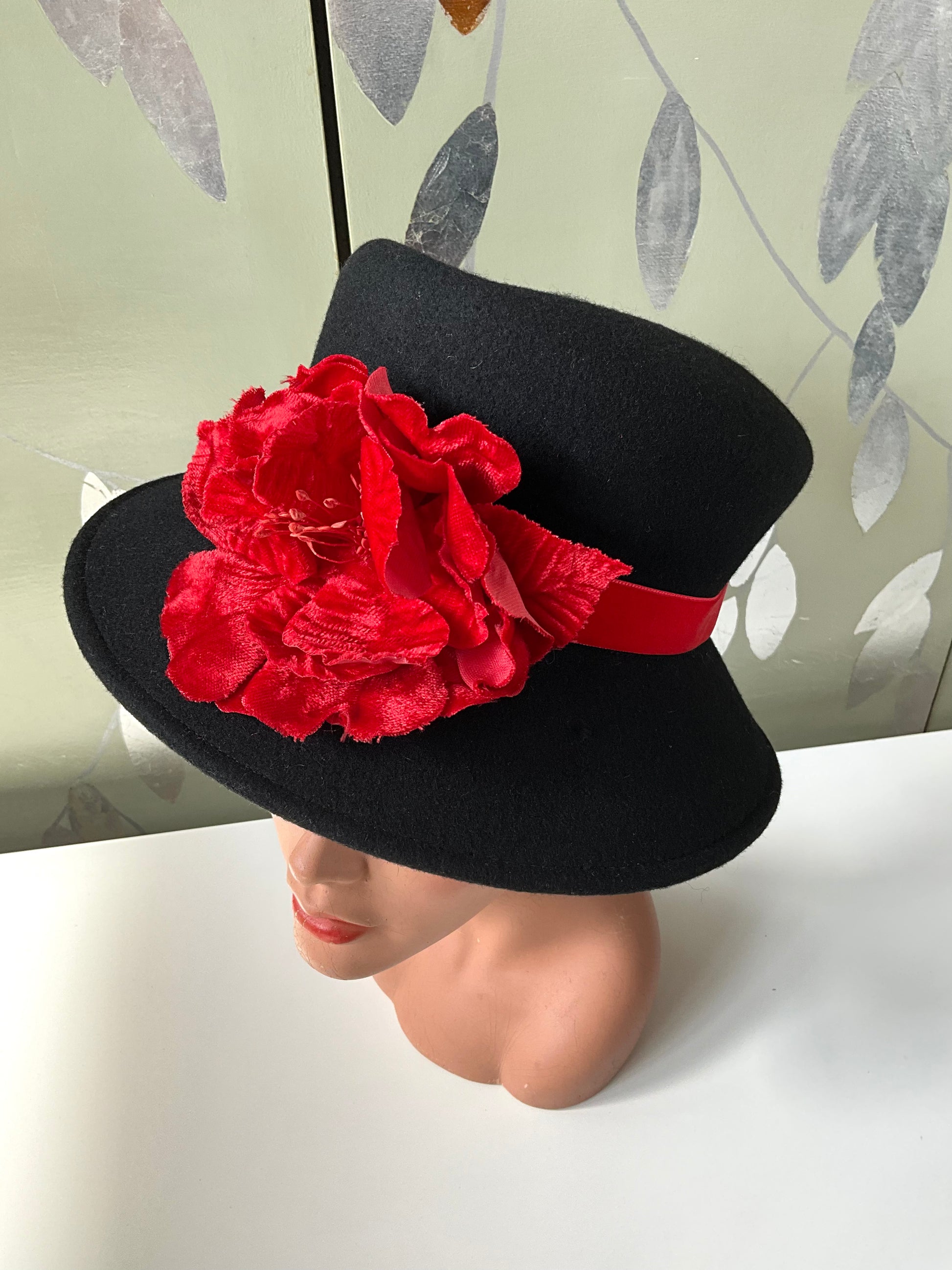 Vintage Black Felt Wool Italian Hat with Red Velvet Flower, Medium 