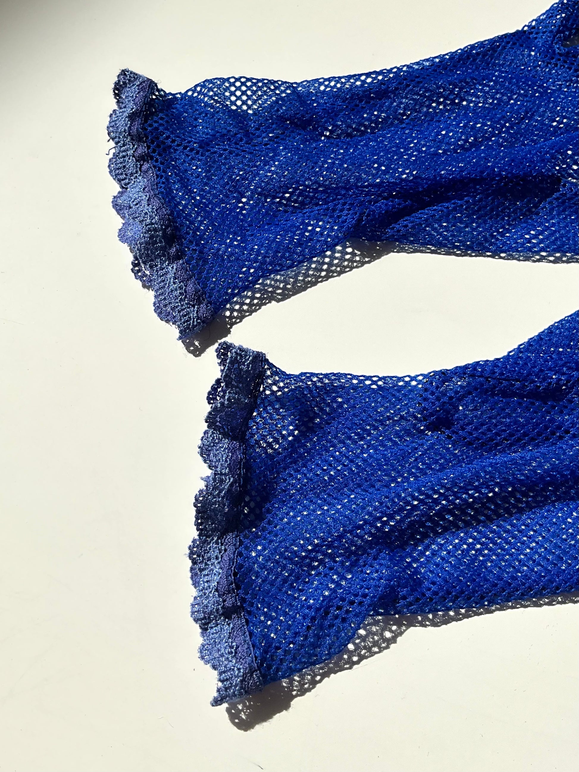 Vintage Blue Net Gloves, Small  