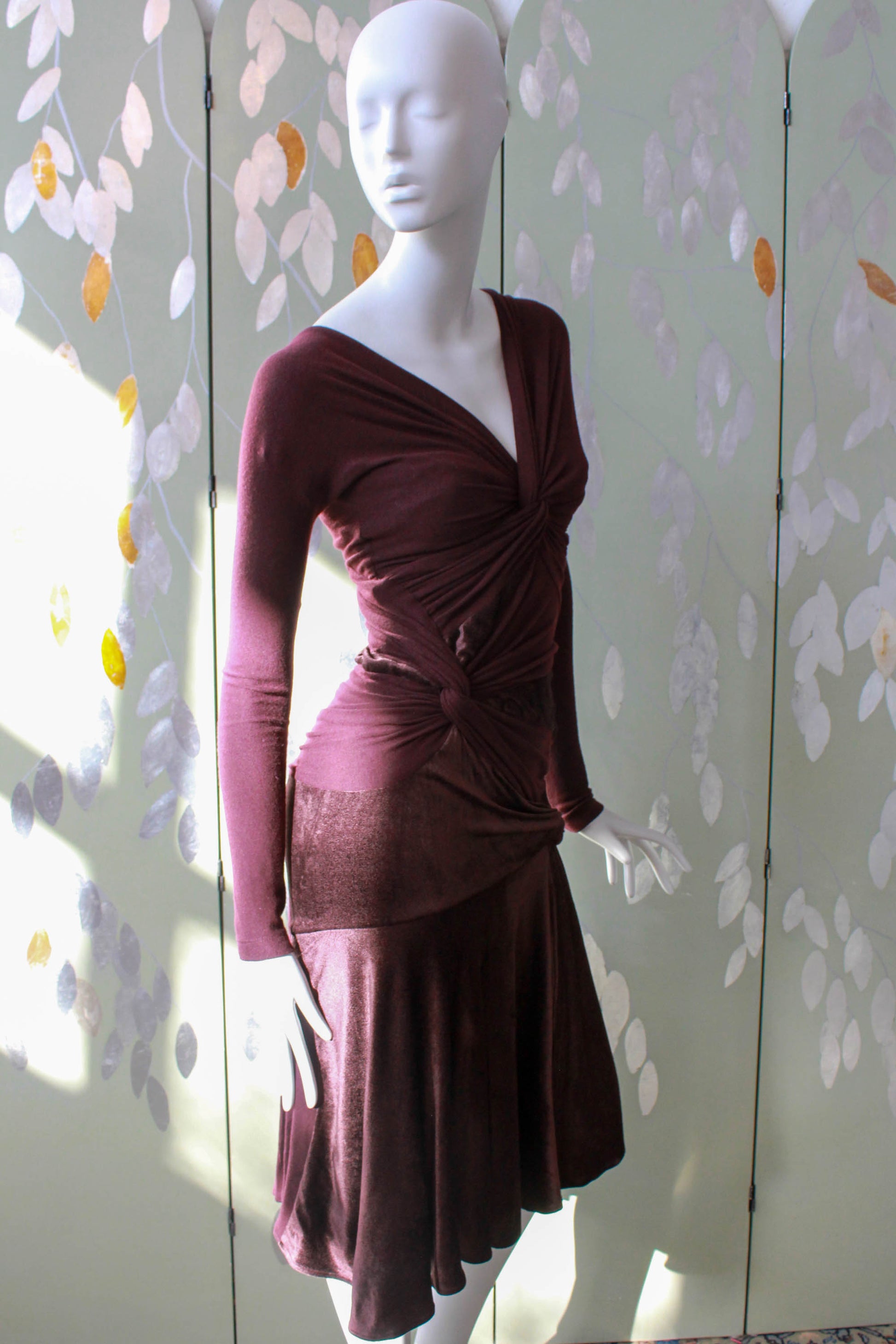 donna karan new york dkny brown draped knotted jersey and velvet dress with fitted silhouette, long sleeves, and trumpet flare, midi length
