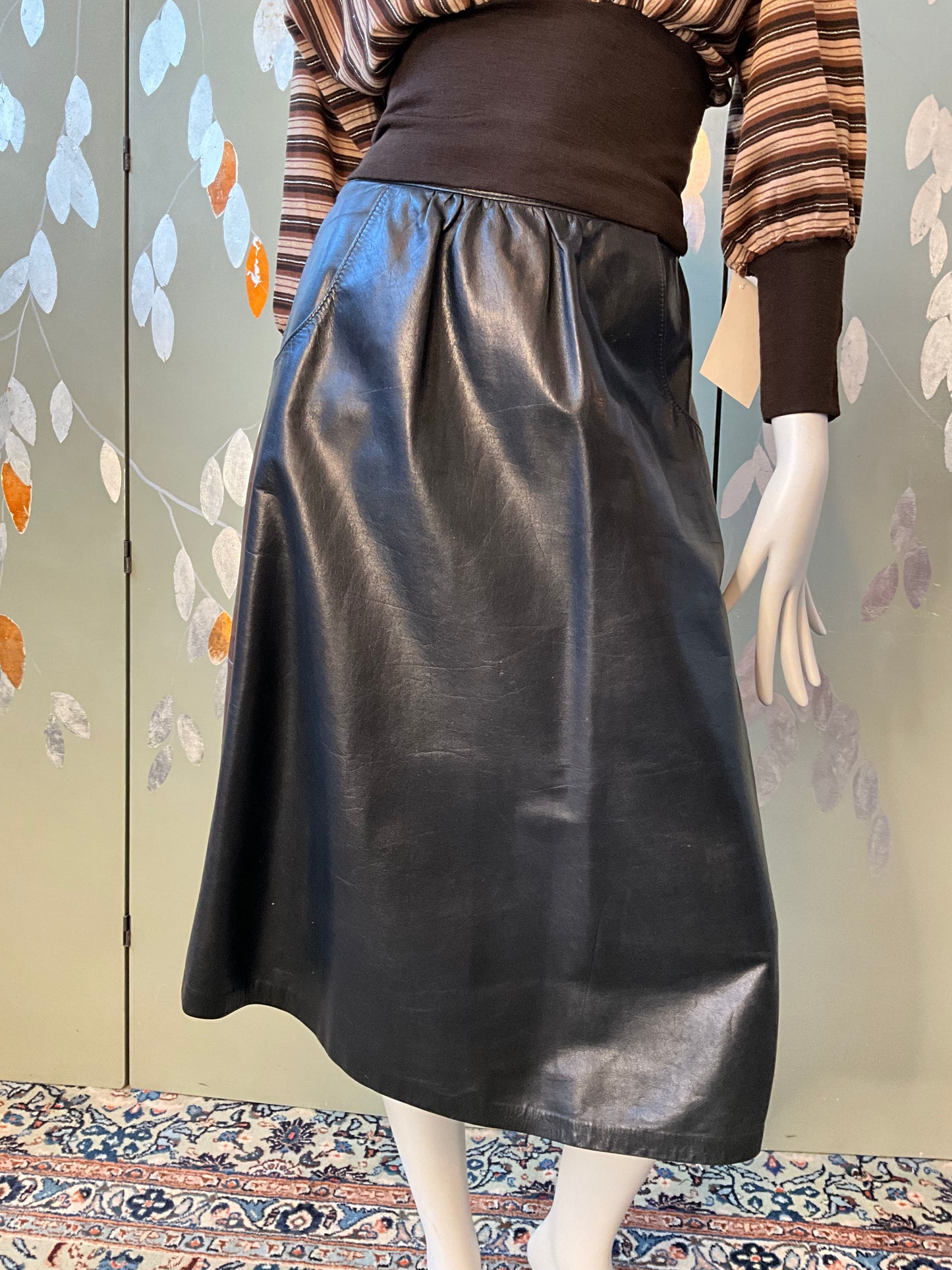 Vintage 1980s Black and Brown Leather Midi Skirt, W30