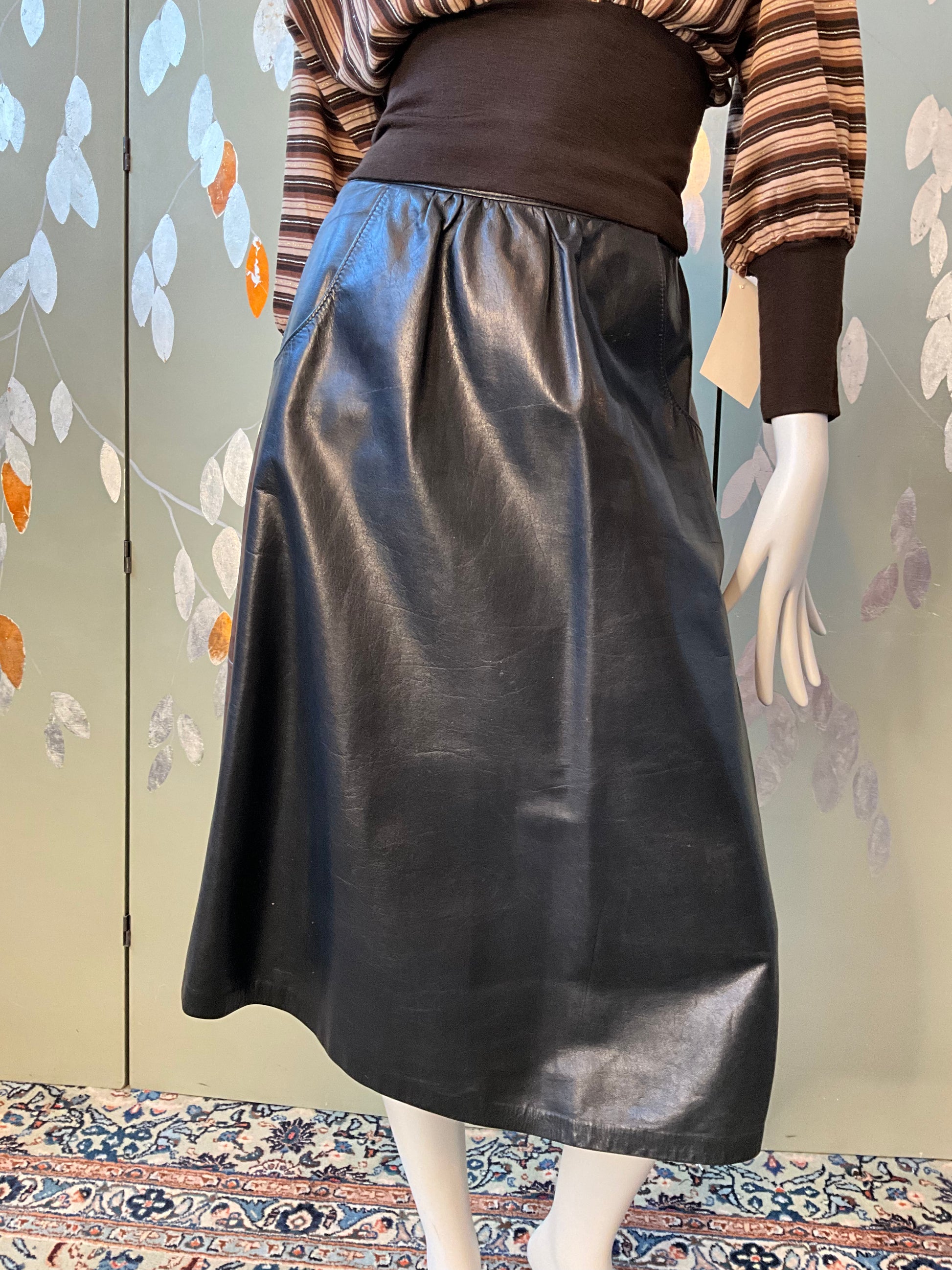Vintage 1980s Black and Brown Leather Midi Skirt, W30