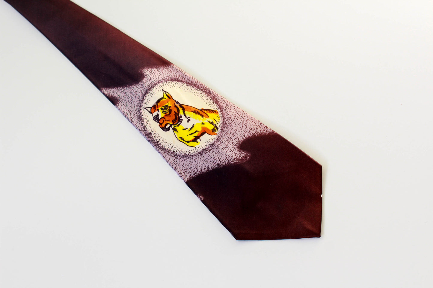 1940s rayon necktie with handpainted bulldog, purple background wide tongue vintage tie