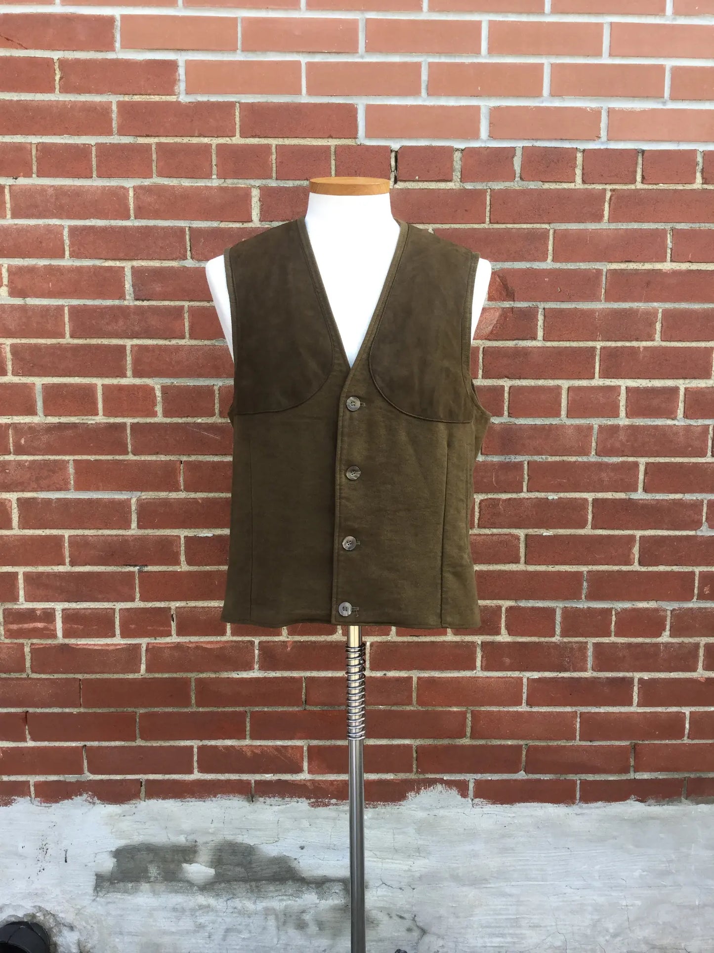 2010s Laksen Sporting Broadland Brown Moleskin Hunting Vest, Medium 
