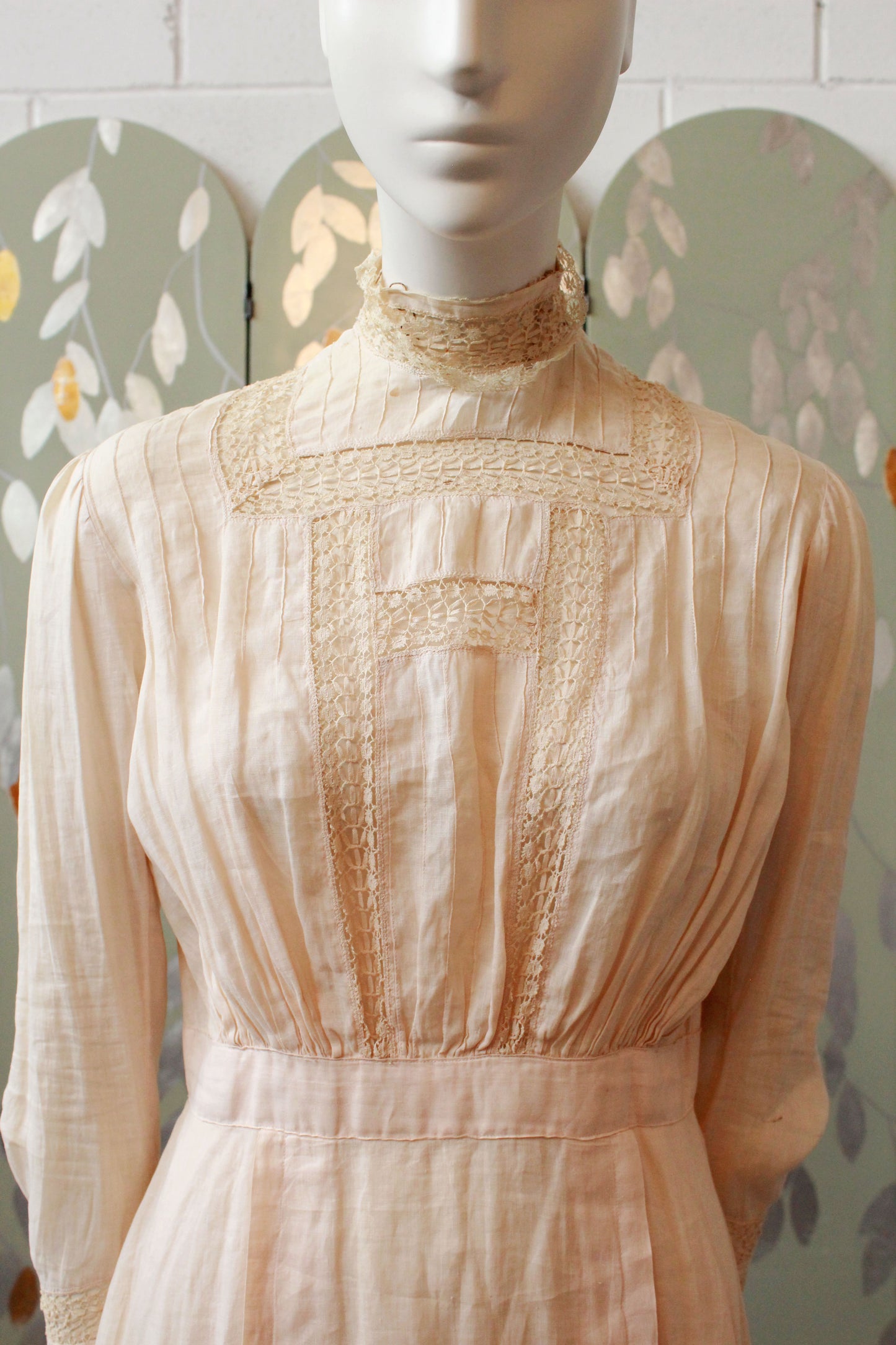 Antique Edwardian Day Dress, Soft blush, Summer Dress, Cotton Vintage Dress, Boho Wedding Dress, Lace and Embroidery Small-XS