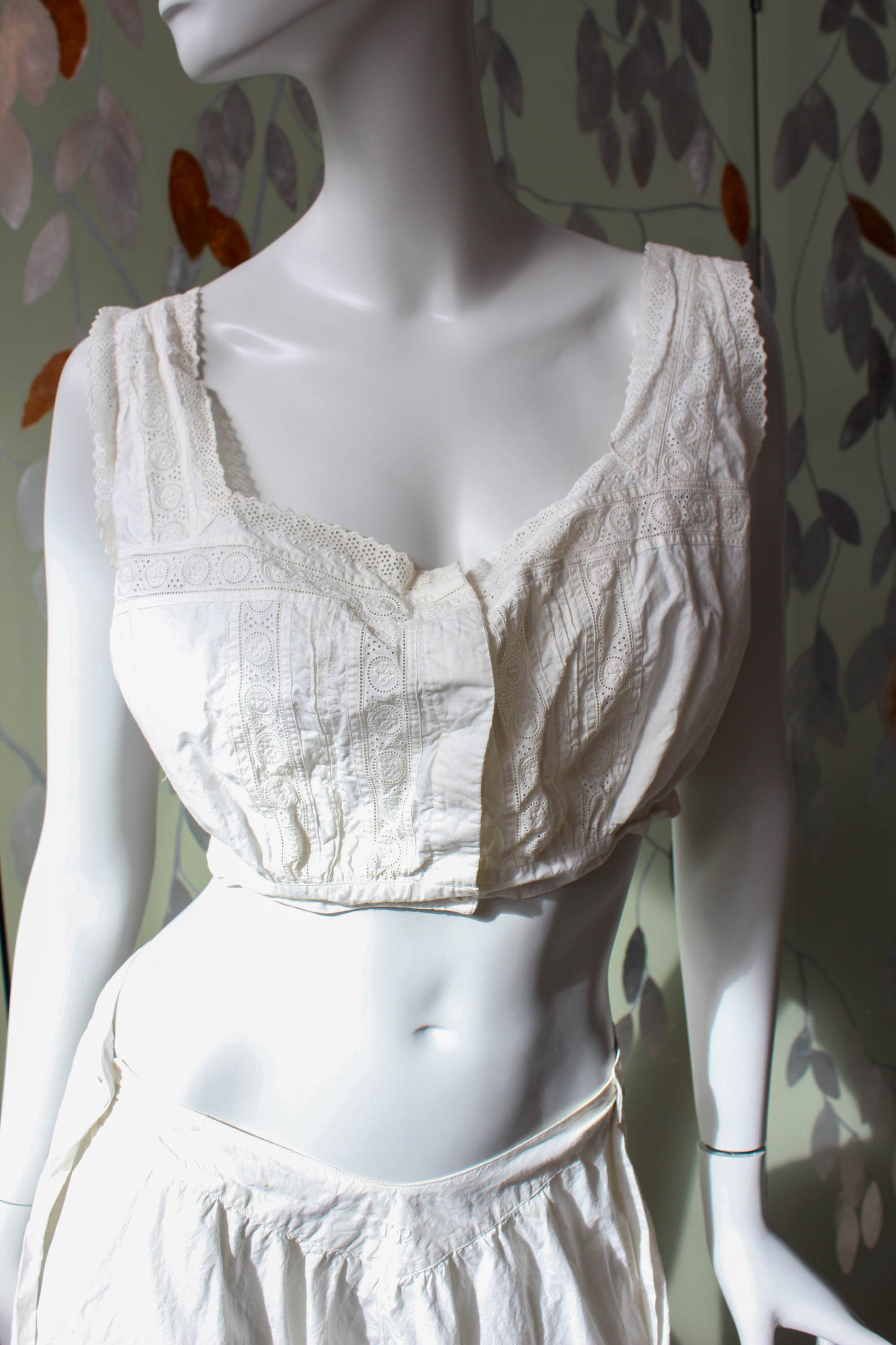 Antique Victorian Edwardian white cotton eyelet corset cover, cropped bodice, eyelet trim crisp antique whites, larger size 