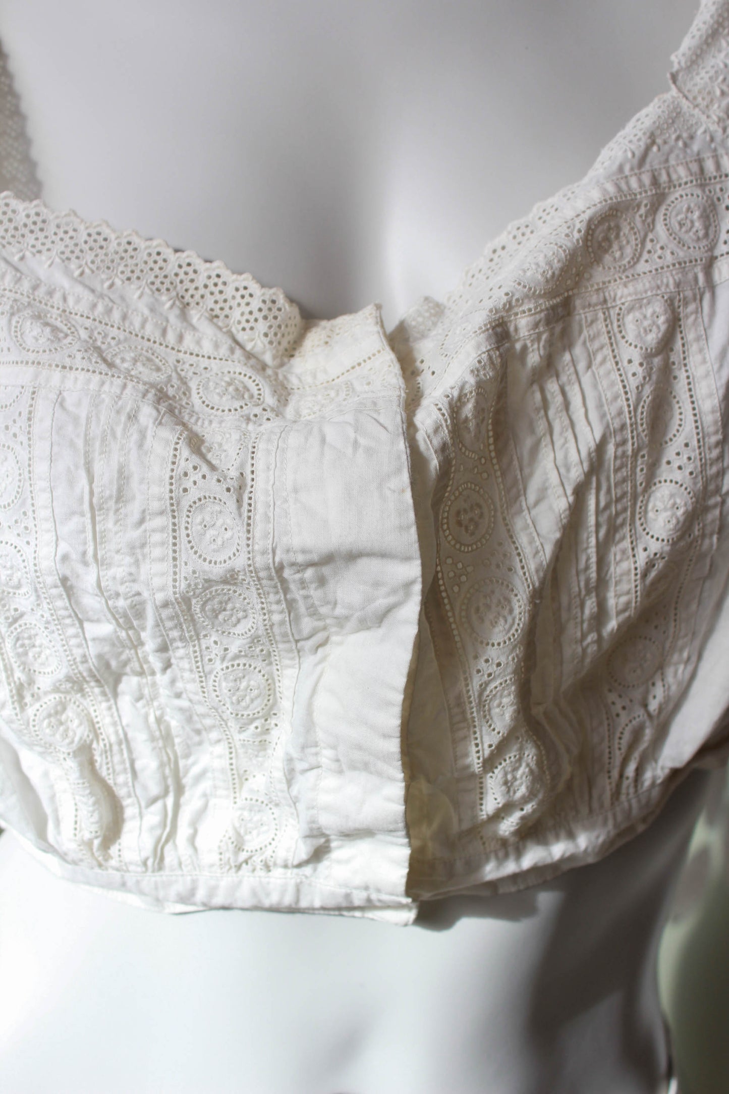 Antique Victorian Edwardian white cotton eyelet corset cover, cropped bodice, eyelet trim crisp antique whites, larger size 