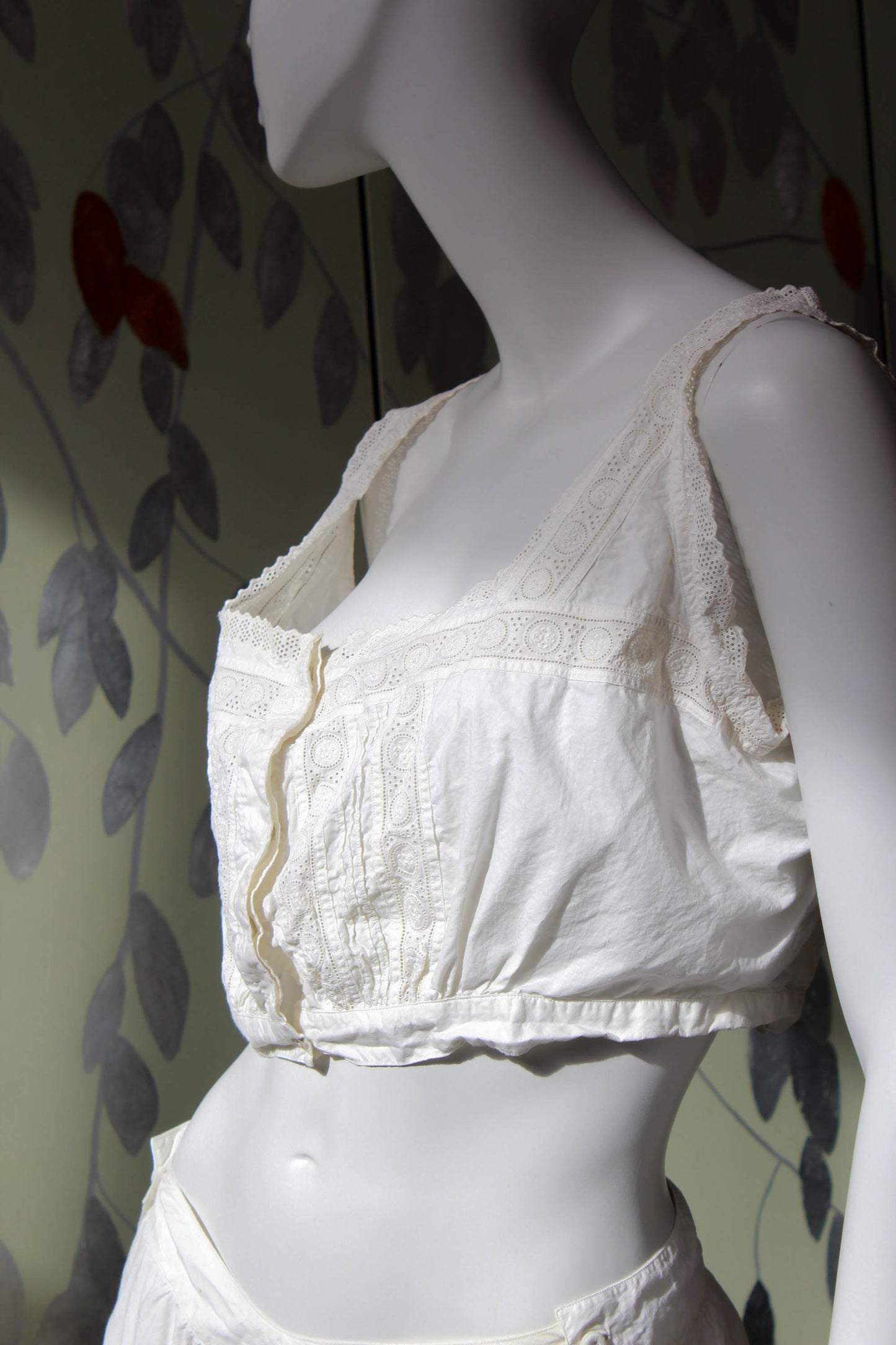 Antique Victorian Edwardian white cotton eyelet corset cover, cropped bodice, eyelet trim crisp antique whites, larger size 