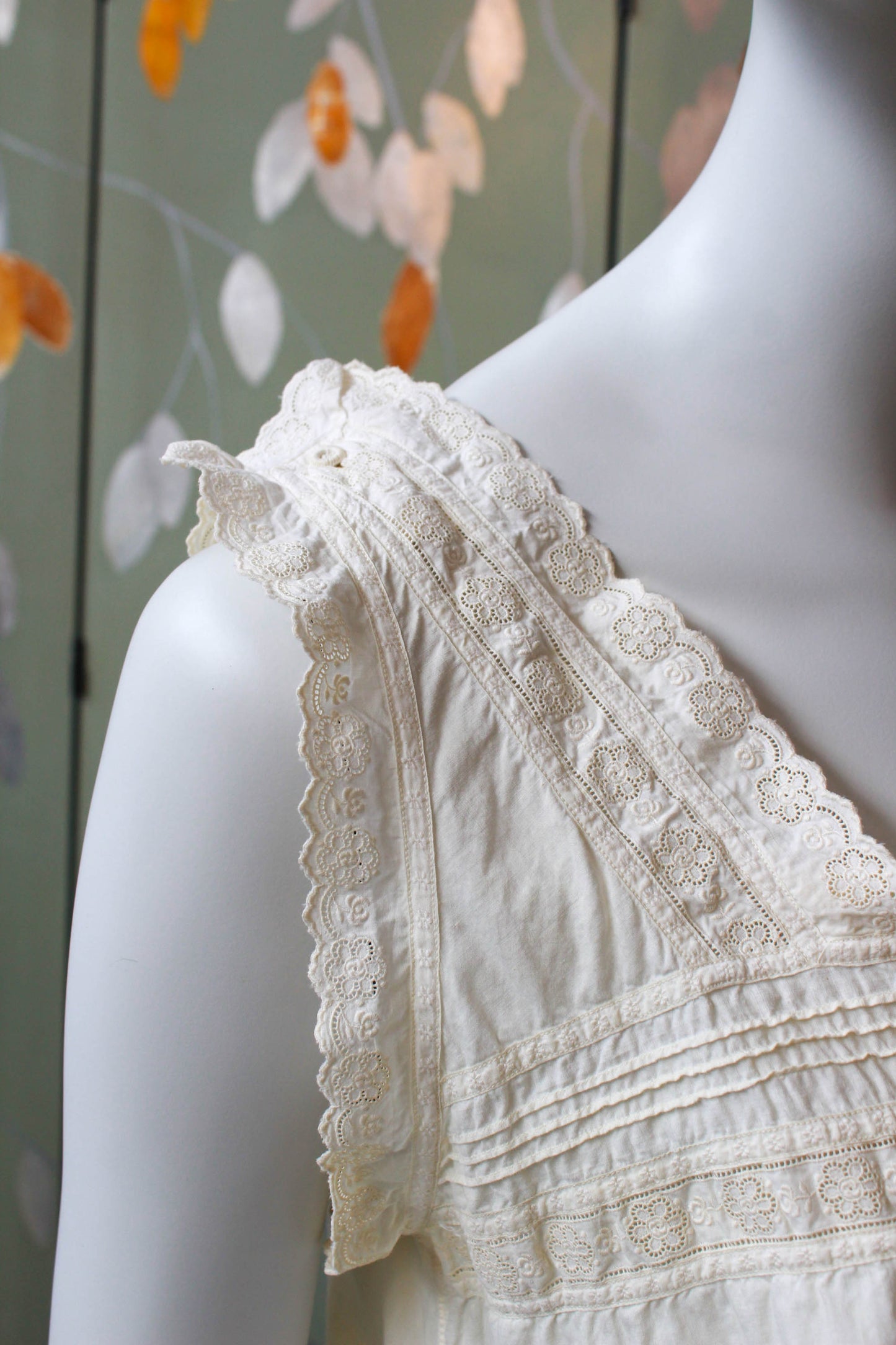 Antique White Cotton Nightgown with Daisy Eyelet Trim, Large