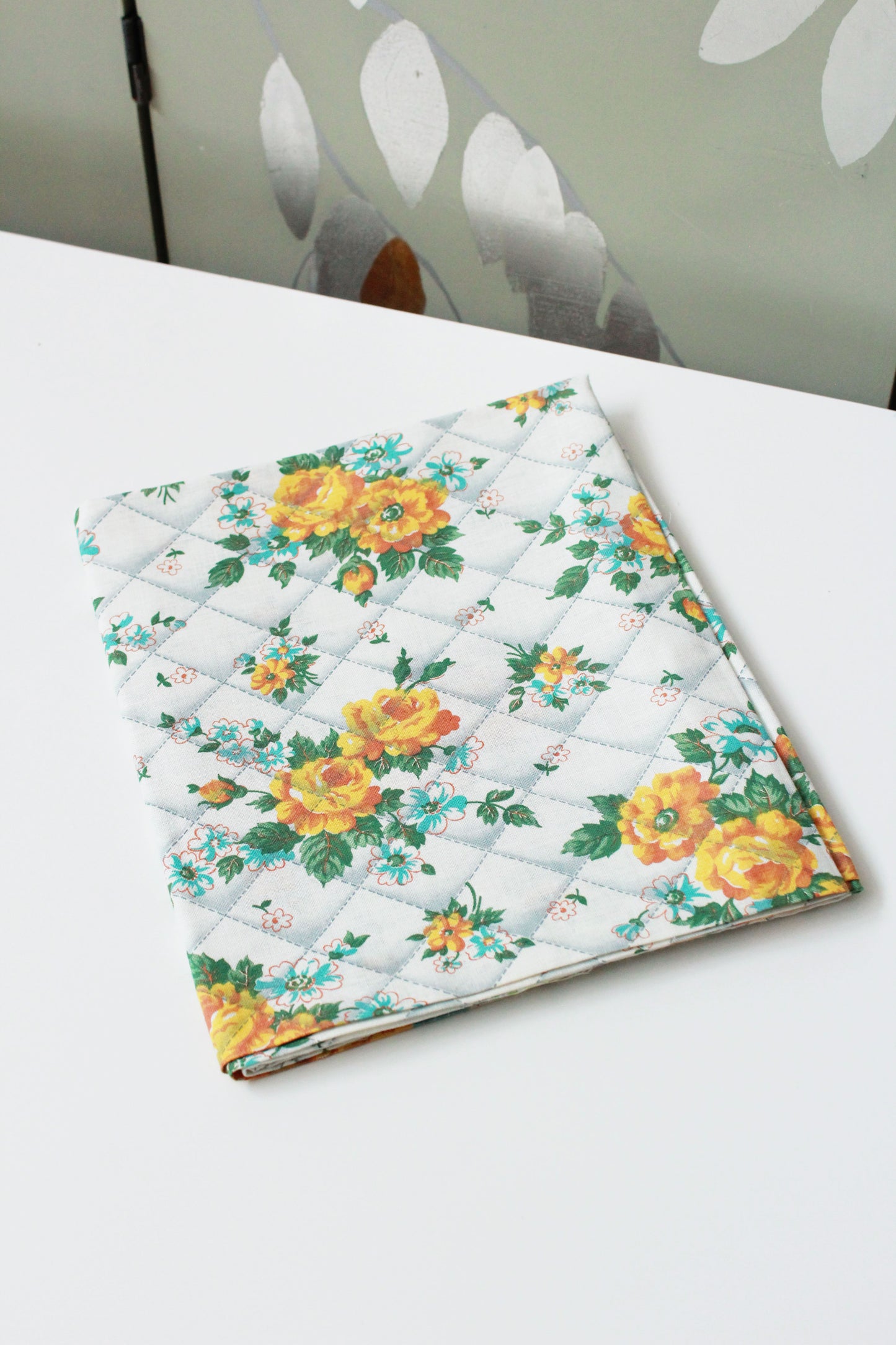 1930s Yellow Flower Feedsack, Yellow/Green/White flowers, Vintage 1940s fabric, Summer Fabric