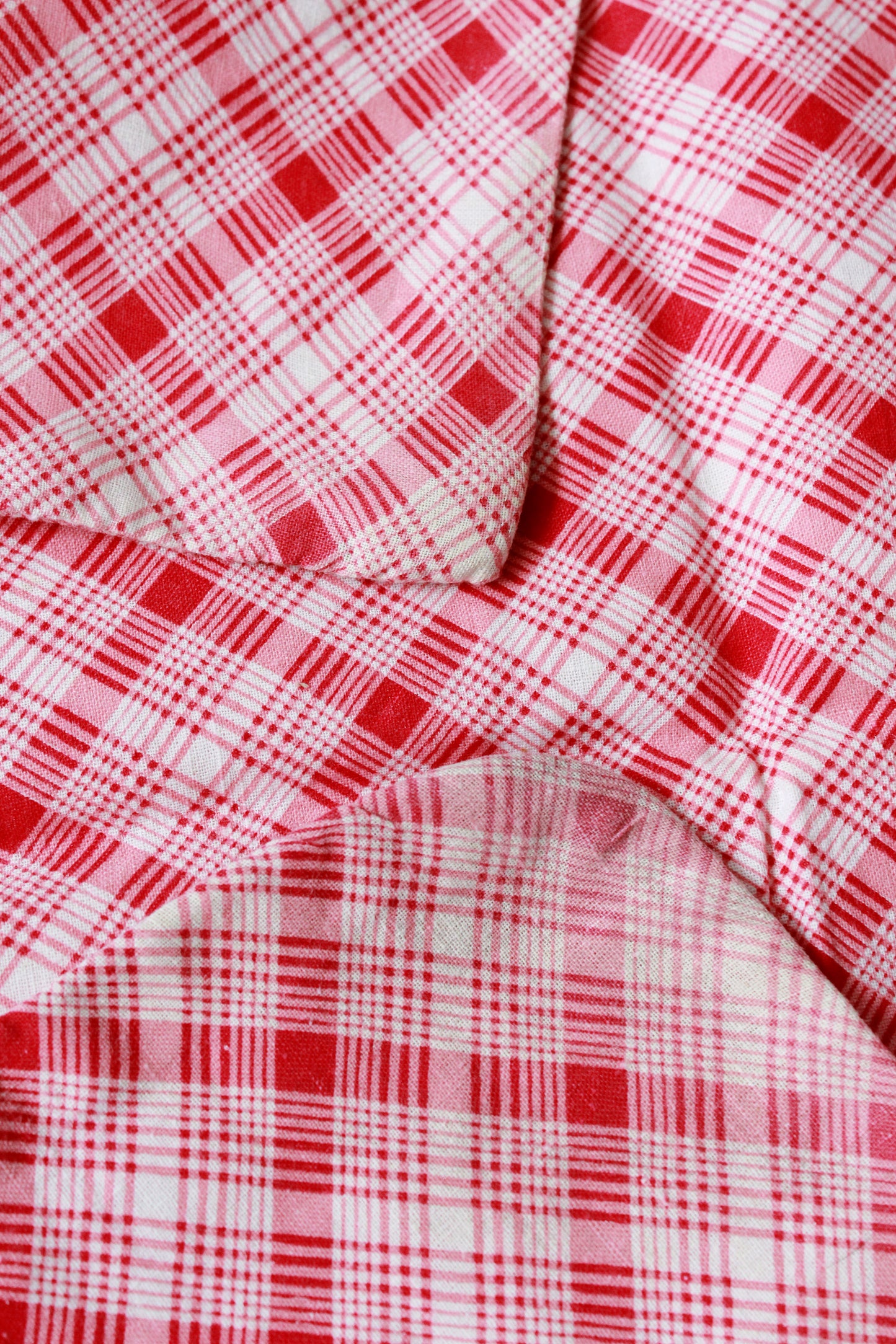 1940s Plaid Feedsack, Pink Vintage Summer Fabric Feedsack, 1940s True Vintage Summer Fabric, Vintage Sewing/Quilting