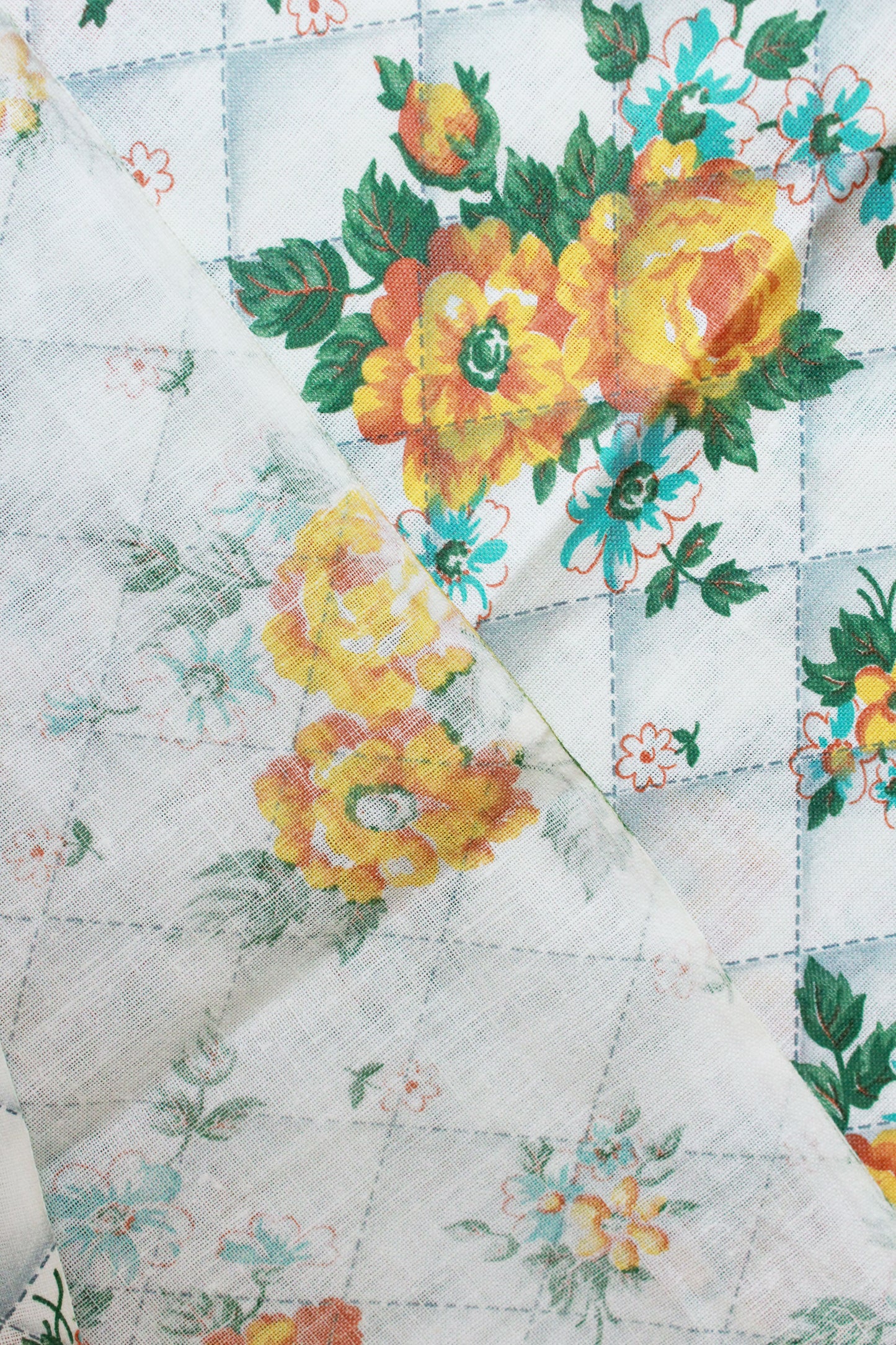 1930s Yellow Flower Feedsack, Yellow/Green/White flowers, Vintage 1940s fabric, Summer Fabric