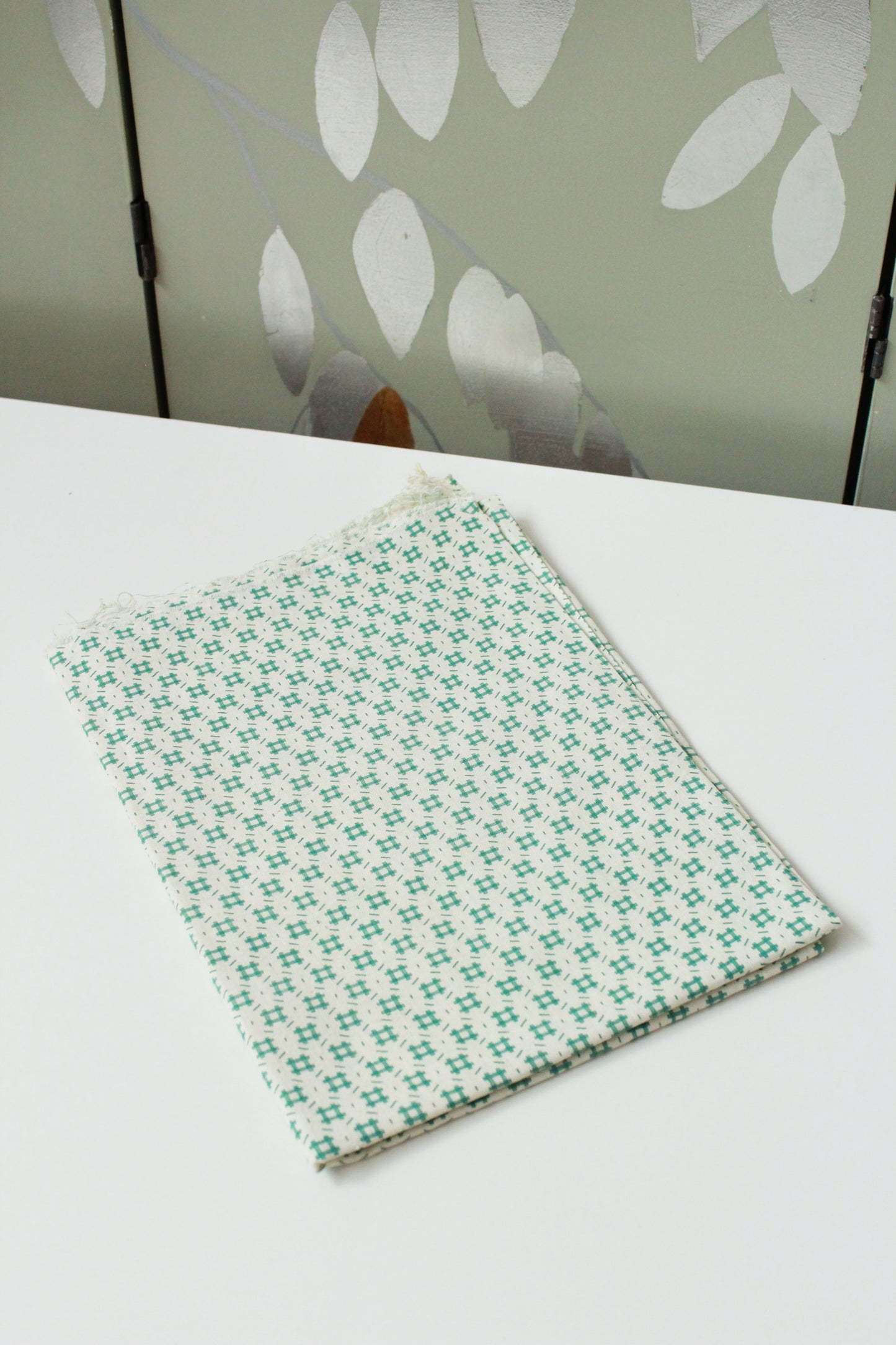 Vintage 1940s Feedsack, Green and Cream Square Check Pattern, Vintage Summer Cotton Fabric