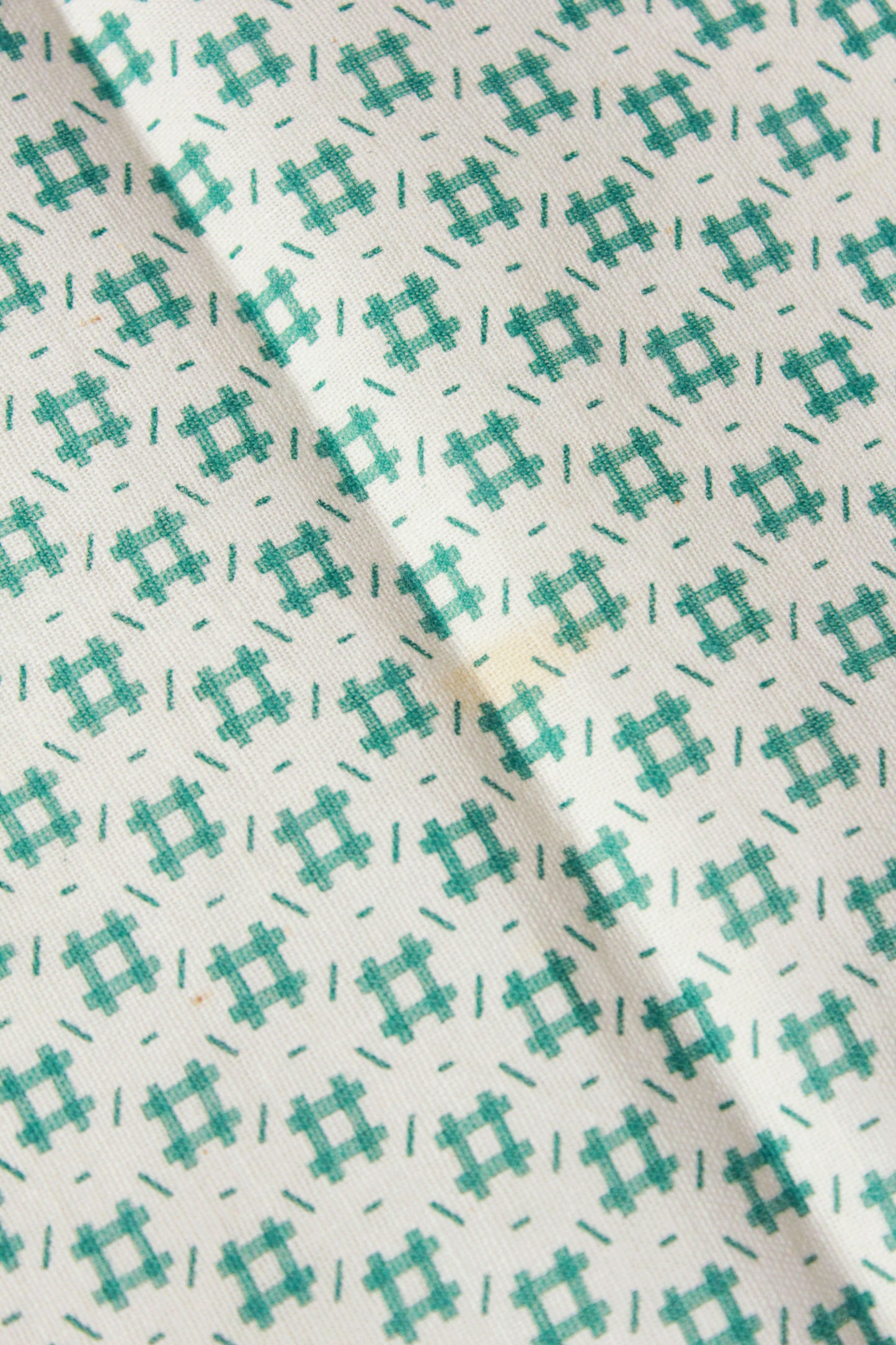 Vintage 1940s Feedsack, Green and Cream Square Check Pattern, Vintage Summer Cotton Fabric