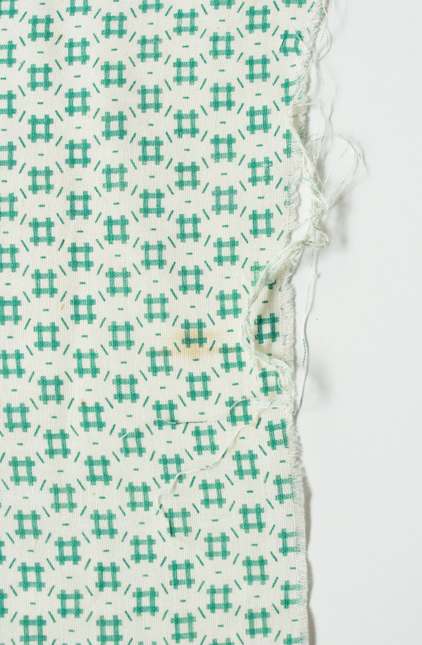 Vintage 1940s Feedsack, Green and Cream Square Check Pattern, Vintage Summer Cotton Fabric