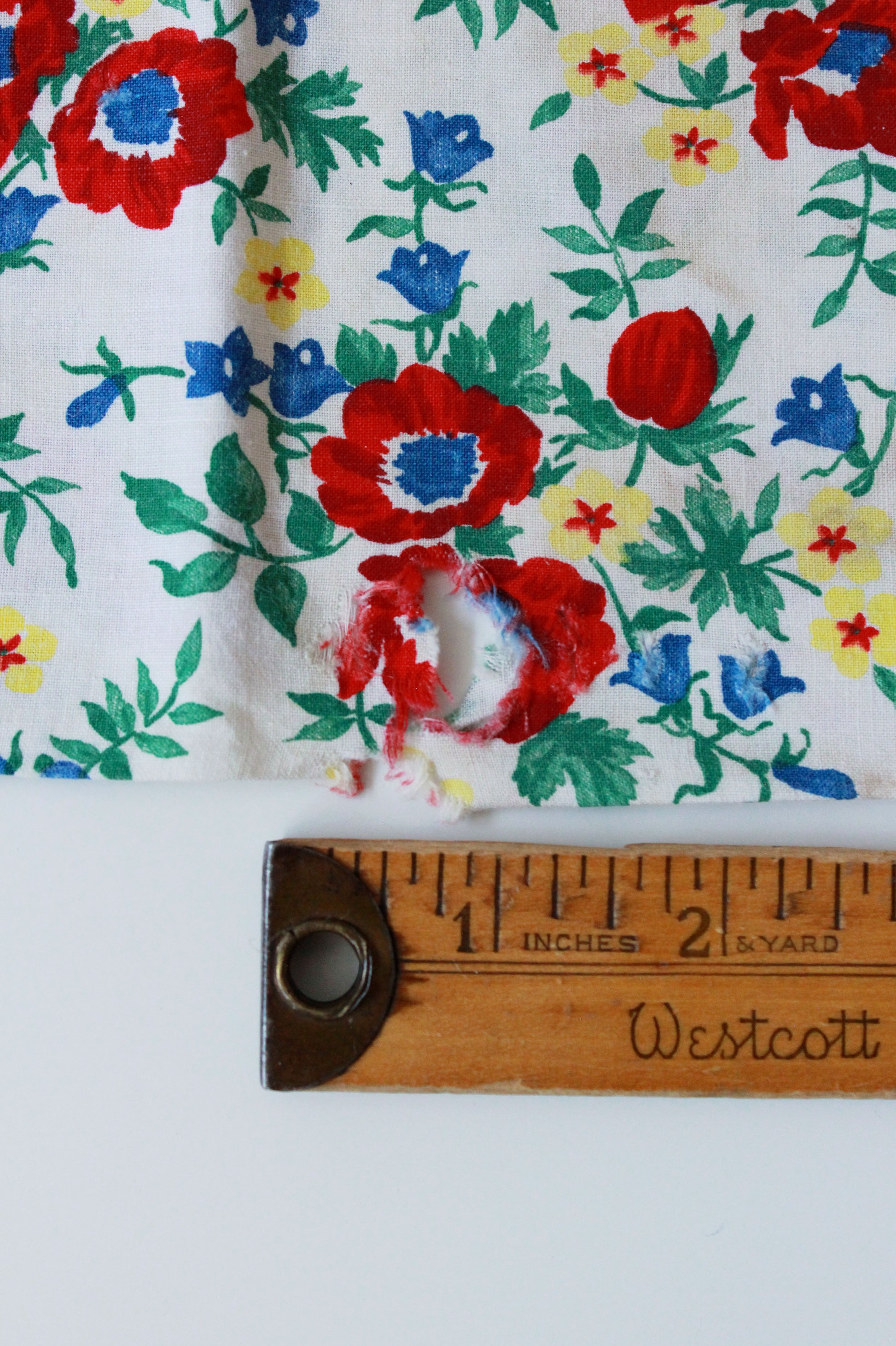 1940s Floral Feedsack Fabric With Red Flowers, Green, Blue And Yellow Details, 1940 Summer Fabric