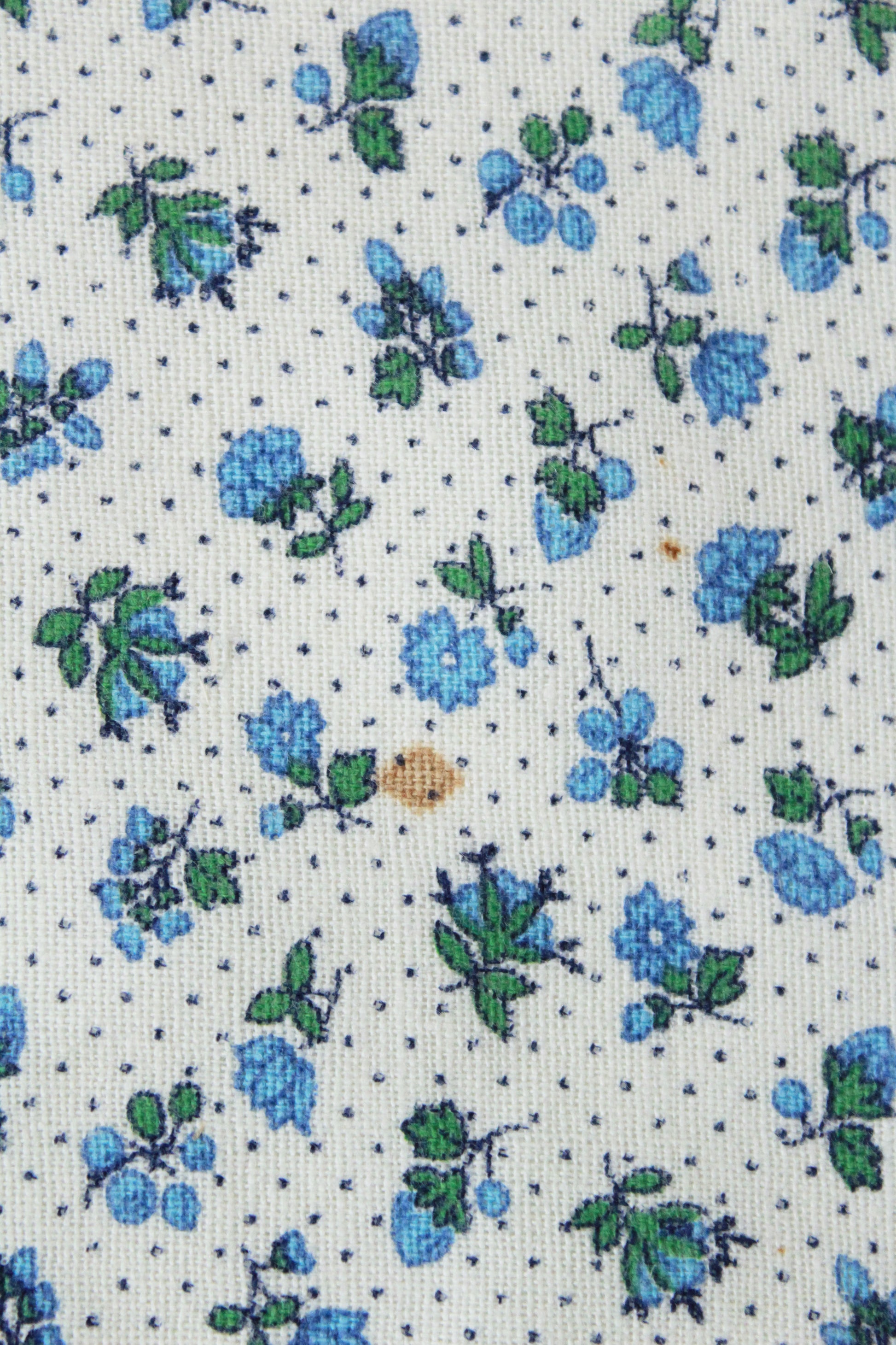 1940s Ditsy Floral Feedsack, Light Blue Flowers, 1940s Vintage Summer Fabric, Cotton