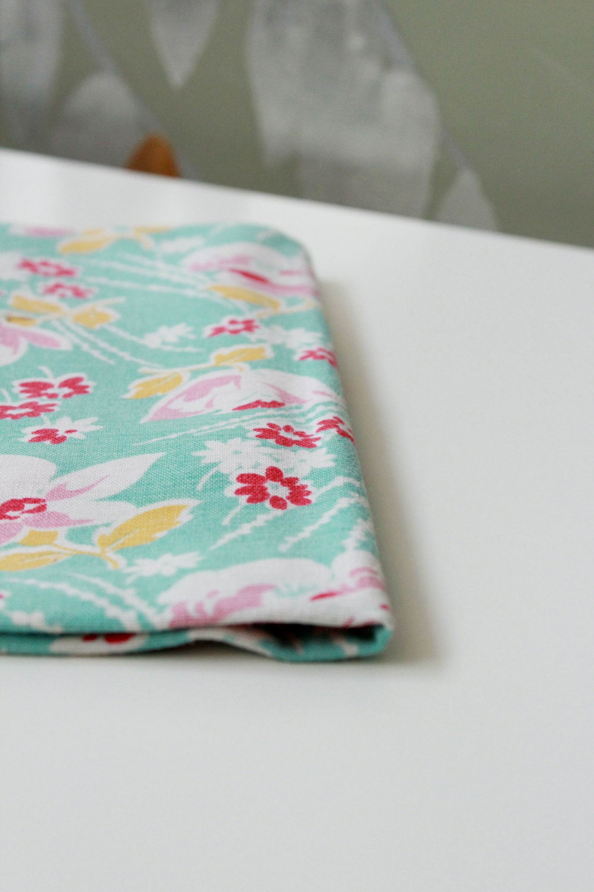 1940s Teal Feedsack, Summer Floral Print, Pink/Yellow/Teal, Vintage Summer Fabric