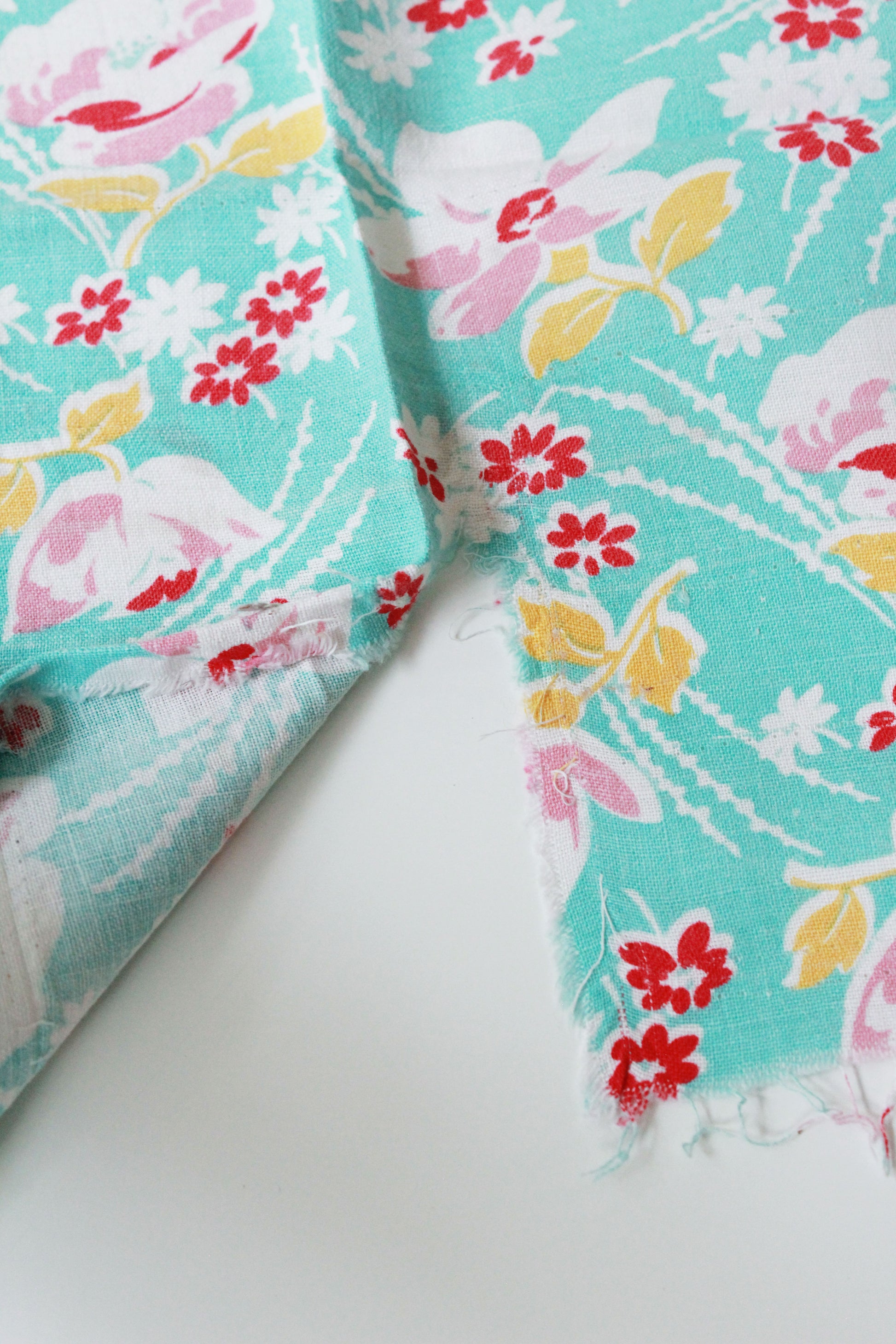 1940s Teal Feedsack, Summer Floral Print, Pink/Yellow/Teal, Vintage Summer Fabric