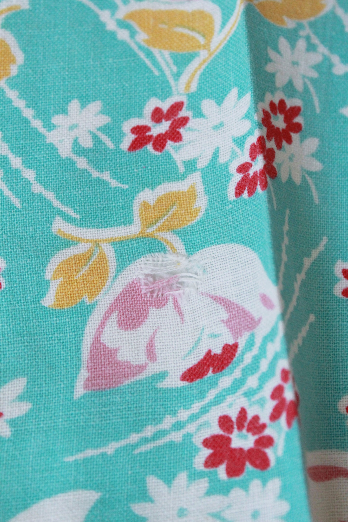 1940s Teal Feedsack, Summer Floral Print, Pink/Yellow/Teal, Vintage Summer Fabric