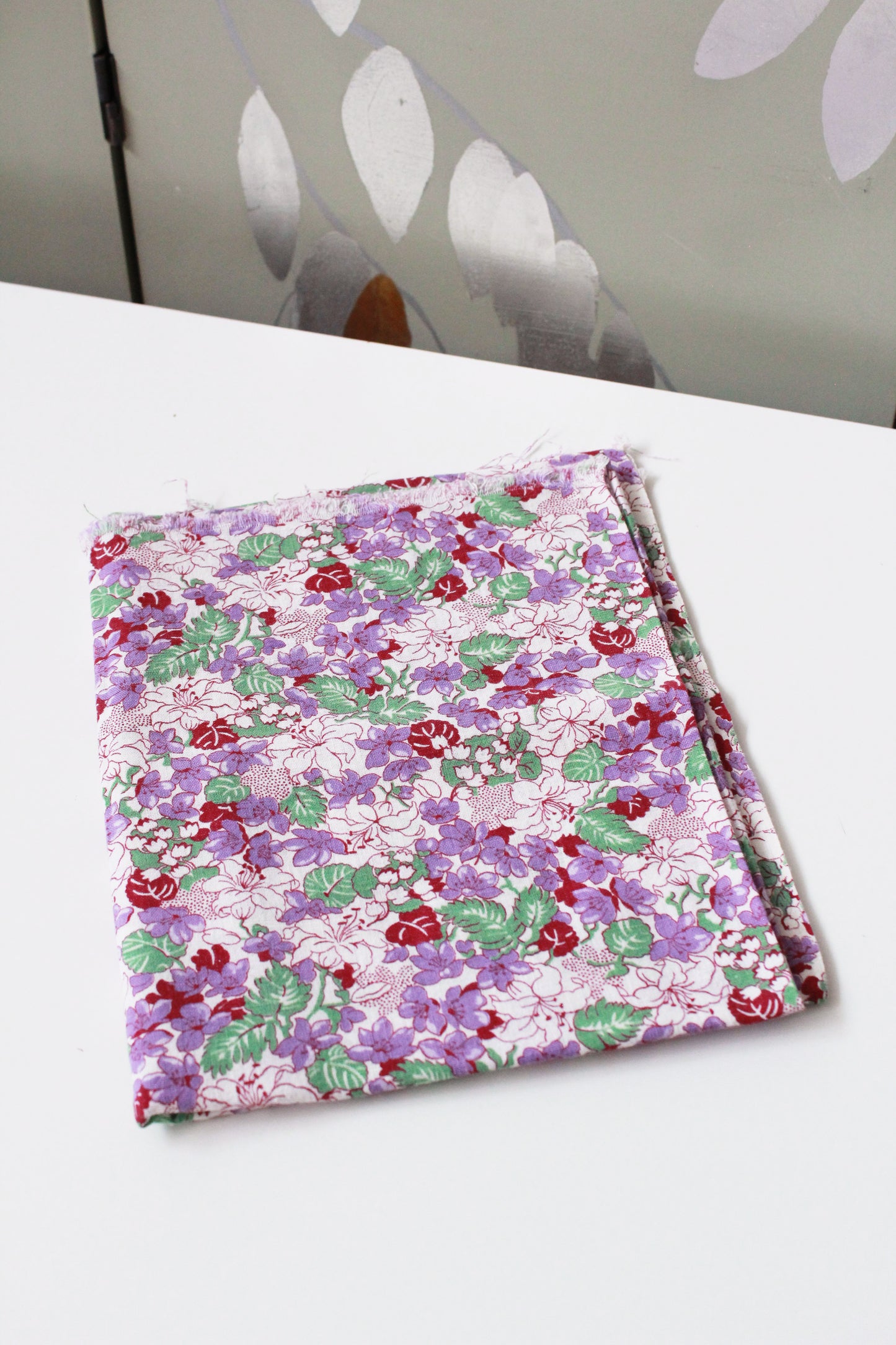 1940s Flower Feedsack with Purple/Green/White Flowers, 1940s Vintage Summer fabric