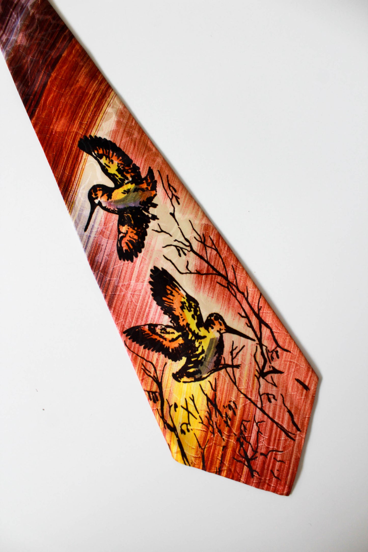1940s flying birds hand painted rayon necktie, wide tongue, E&W Cravats 