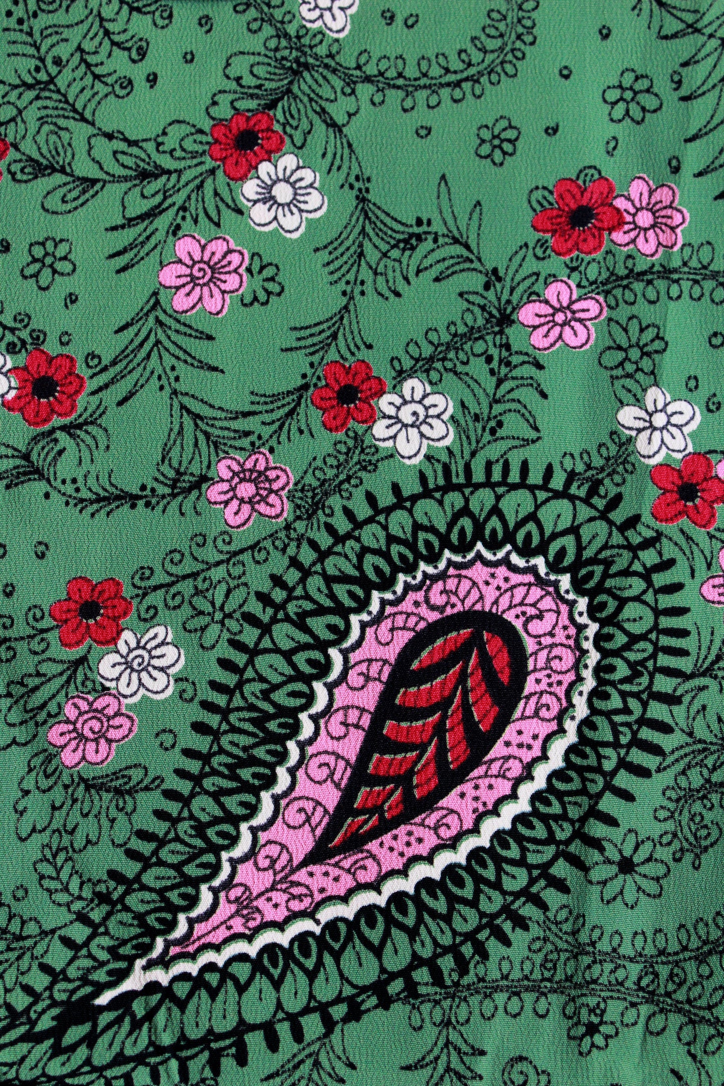 Vintage 1940s Paisley Rayon In Green And Pink Tones,  4.3 yards