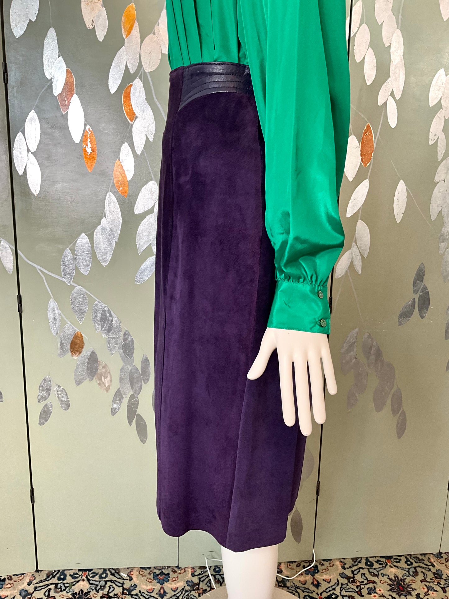 Vintage 1980s Purple Suede Pencil Skirt, S-M