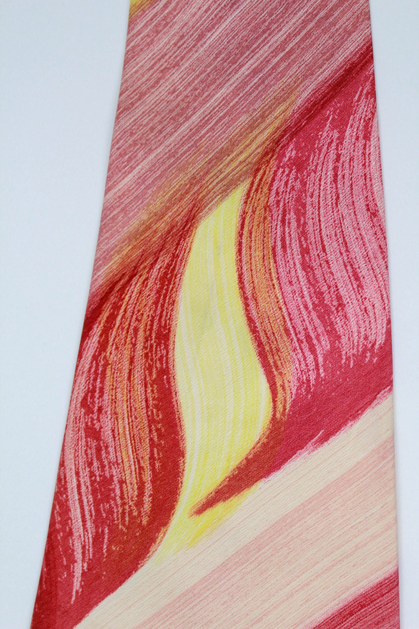 1940s Hand Painted Red and Yellow Rayon Necktie