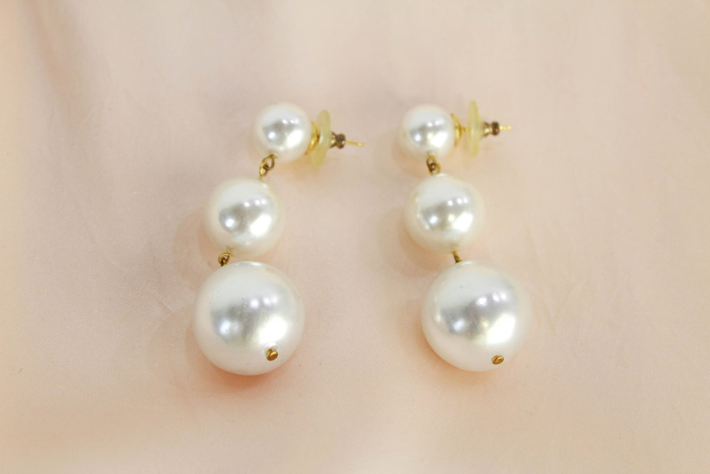1980s Oversize Pearl Drop Earrings, Pierced
