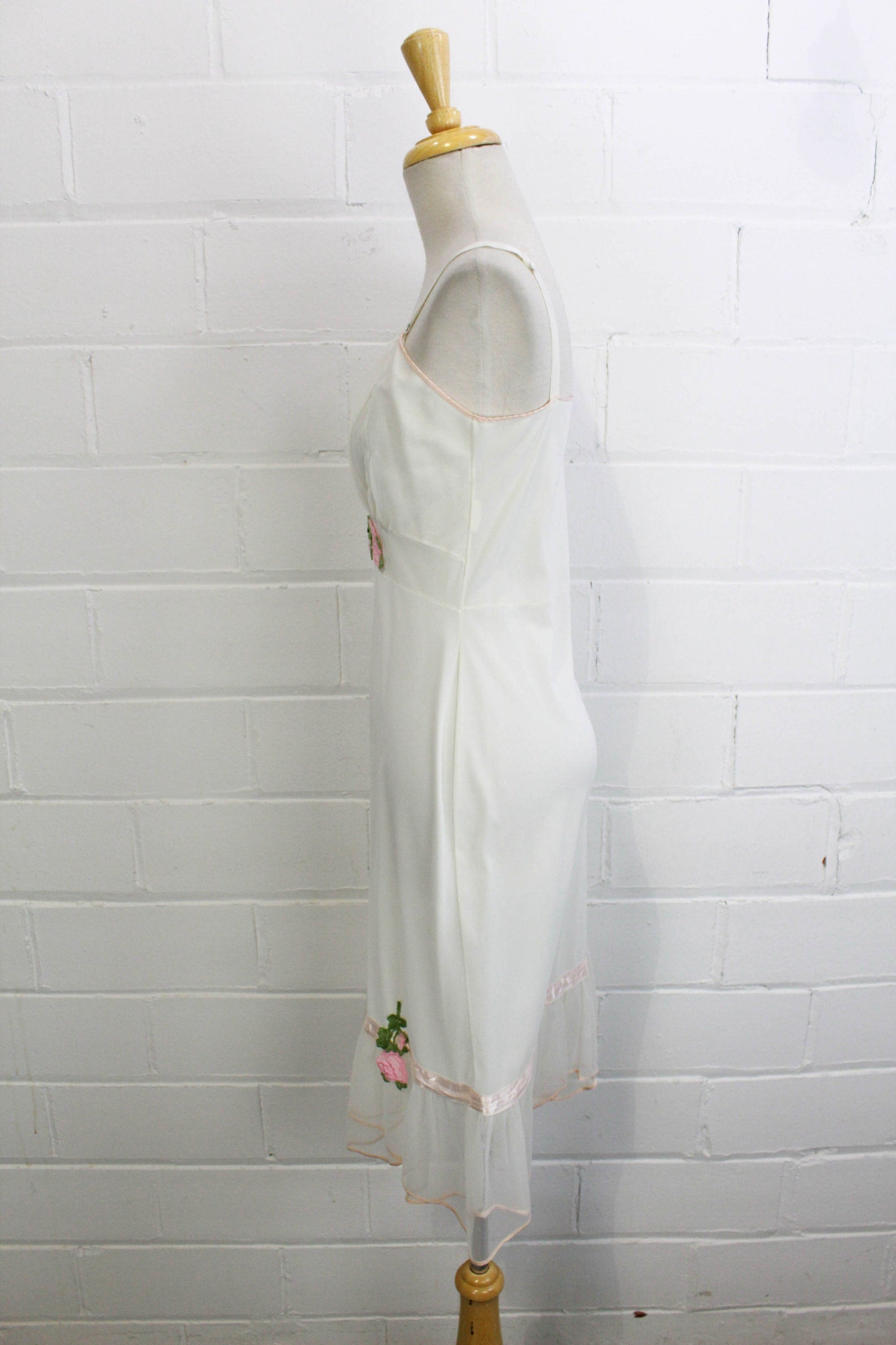 1960s White Nightgown Slip with Rose Appliques, Simone Rocha Jean Paul Gaultier Style Romantic Coquette Aesthetic