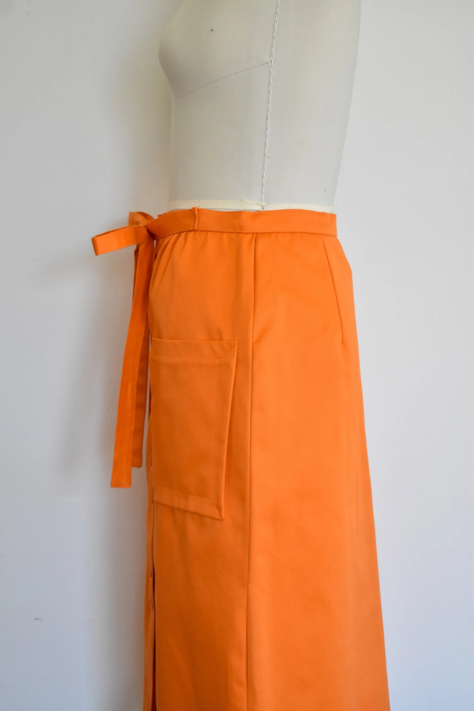 Vintage 1970s/80s Orange Button Front Twill Skirt with Waist Tie, Miss Renfrew by Holt Renfrew, Waist 29"