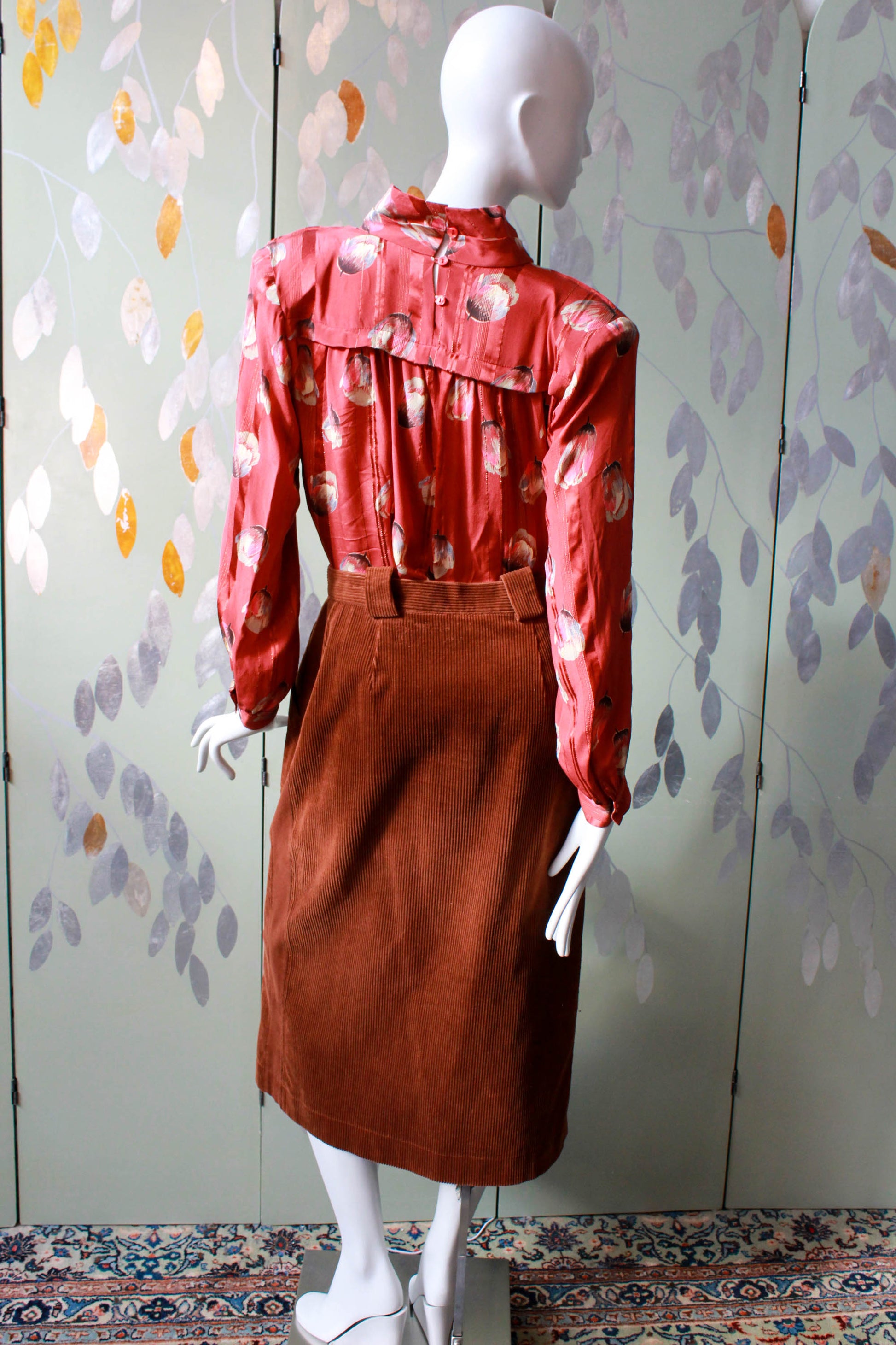 1980s Krizia brown corduroy snap front skirt with large pockets, wide belt loops,  midi length straight fit