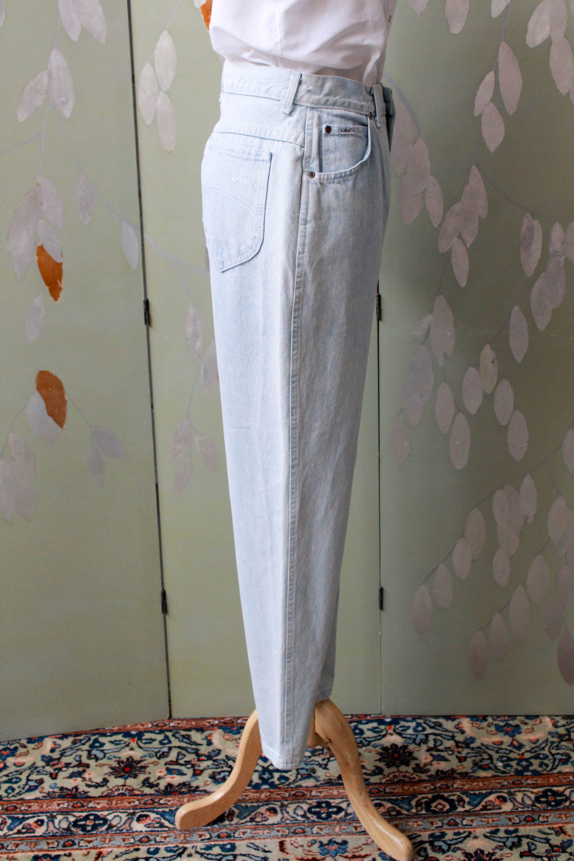 Levi's 550 Medium Wash Straight Leg Denim Jeans Vintage Style Jeans 100%  Cotton | Straight leg denim, Jeans style, Vintage fashion
