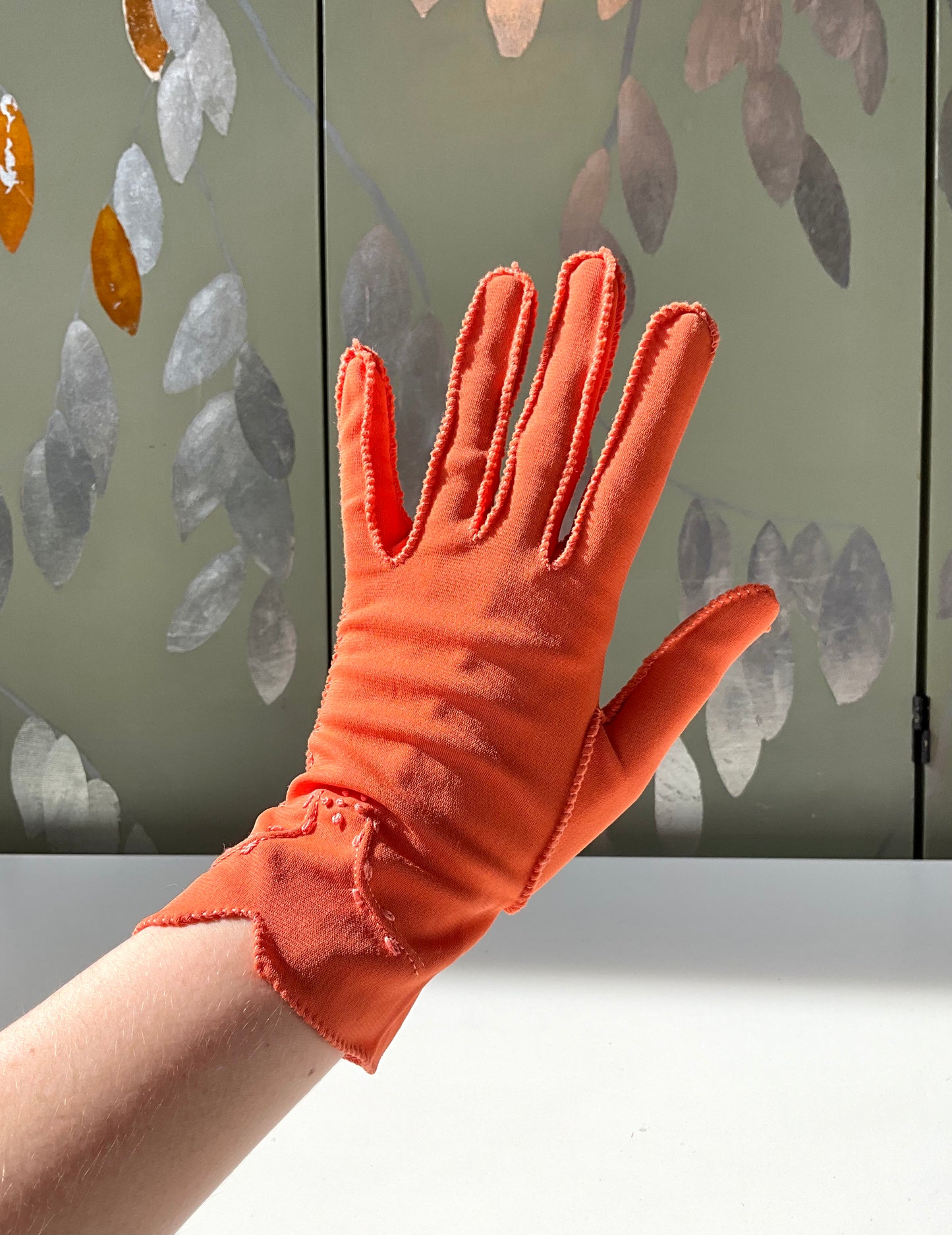 Vintage 1950s Clementine Orange Gloves, Size 6.5