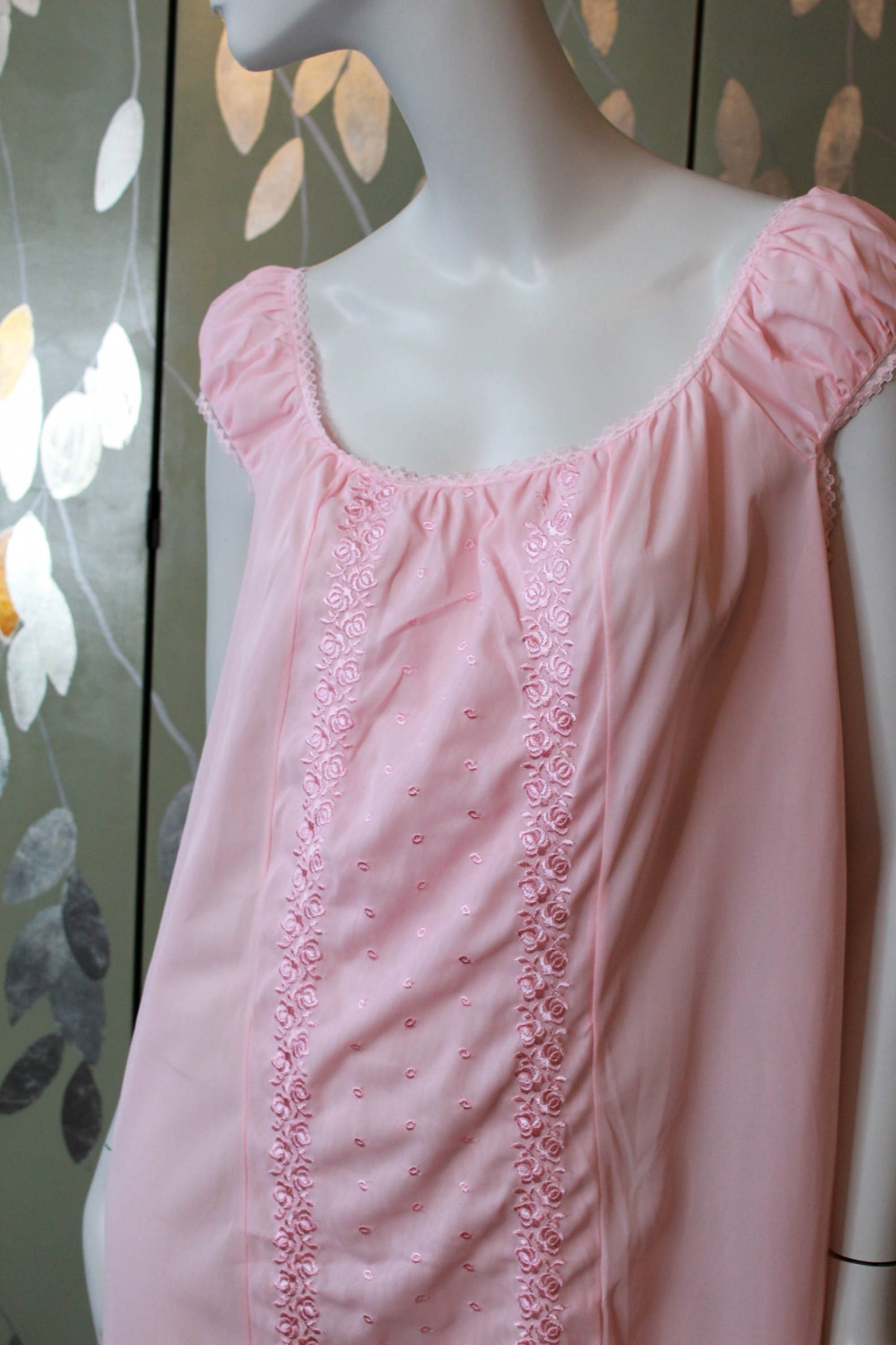 1960s Pink Puff Sleeve Nightgown, Large