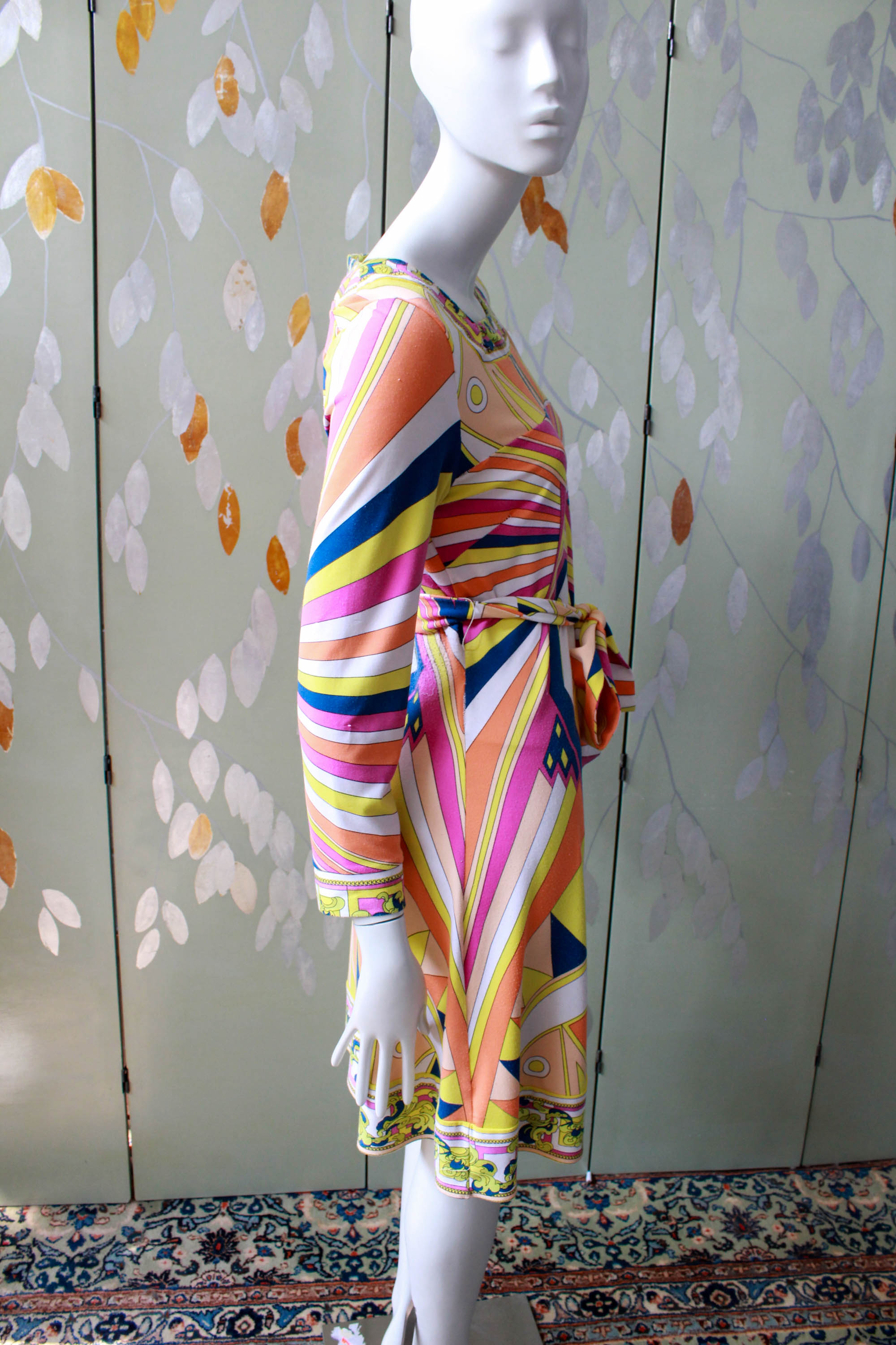 Medium　–　Dress,　Patterned　Drummond　Silk　Pucci　Ian　Vintage　Emilio　Jersey
