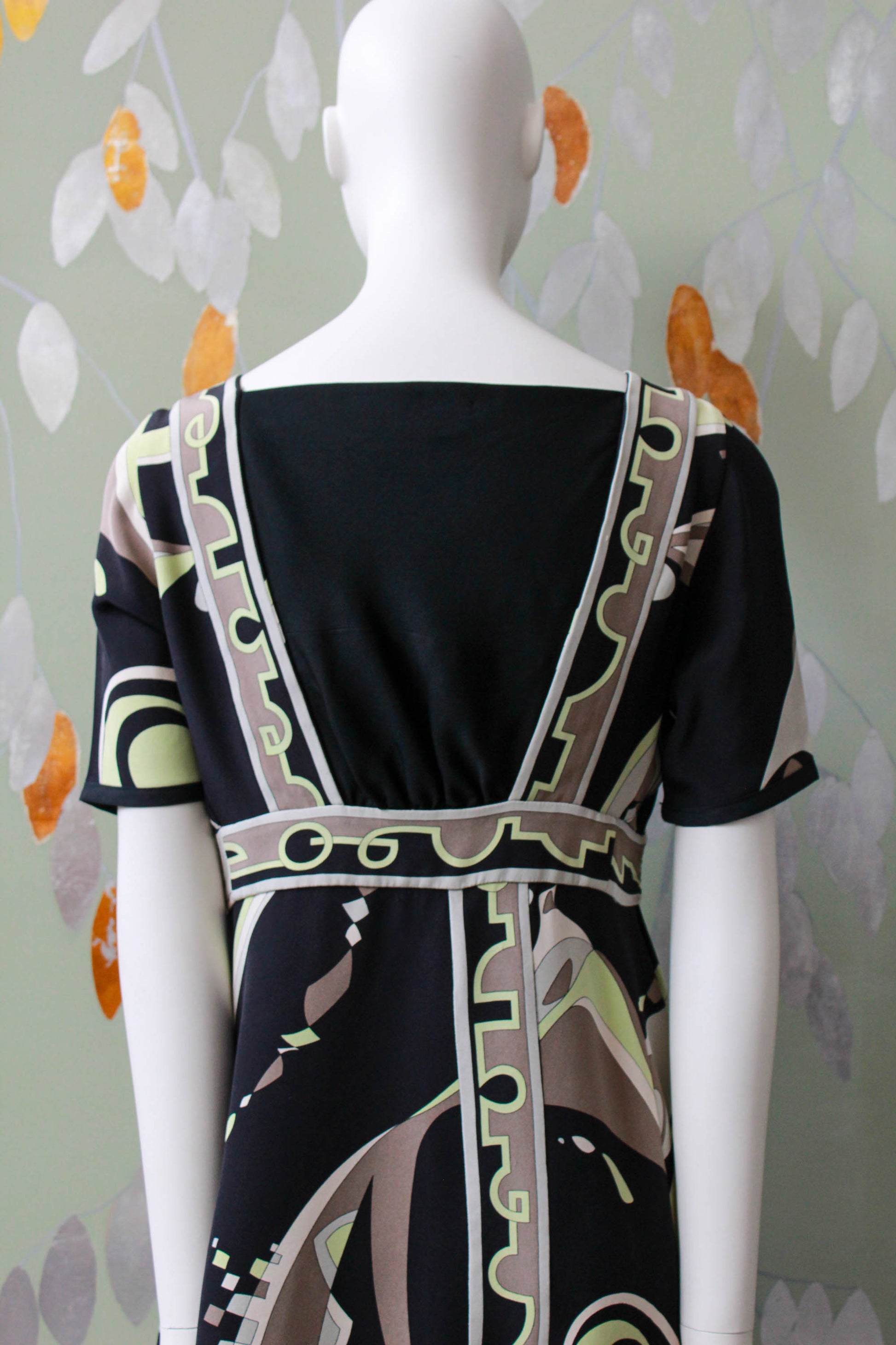 vintage emilio Pucci black and green abstract print dress with short sleeves, a-line flared skirt, square neckline. 