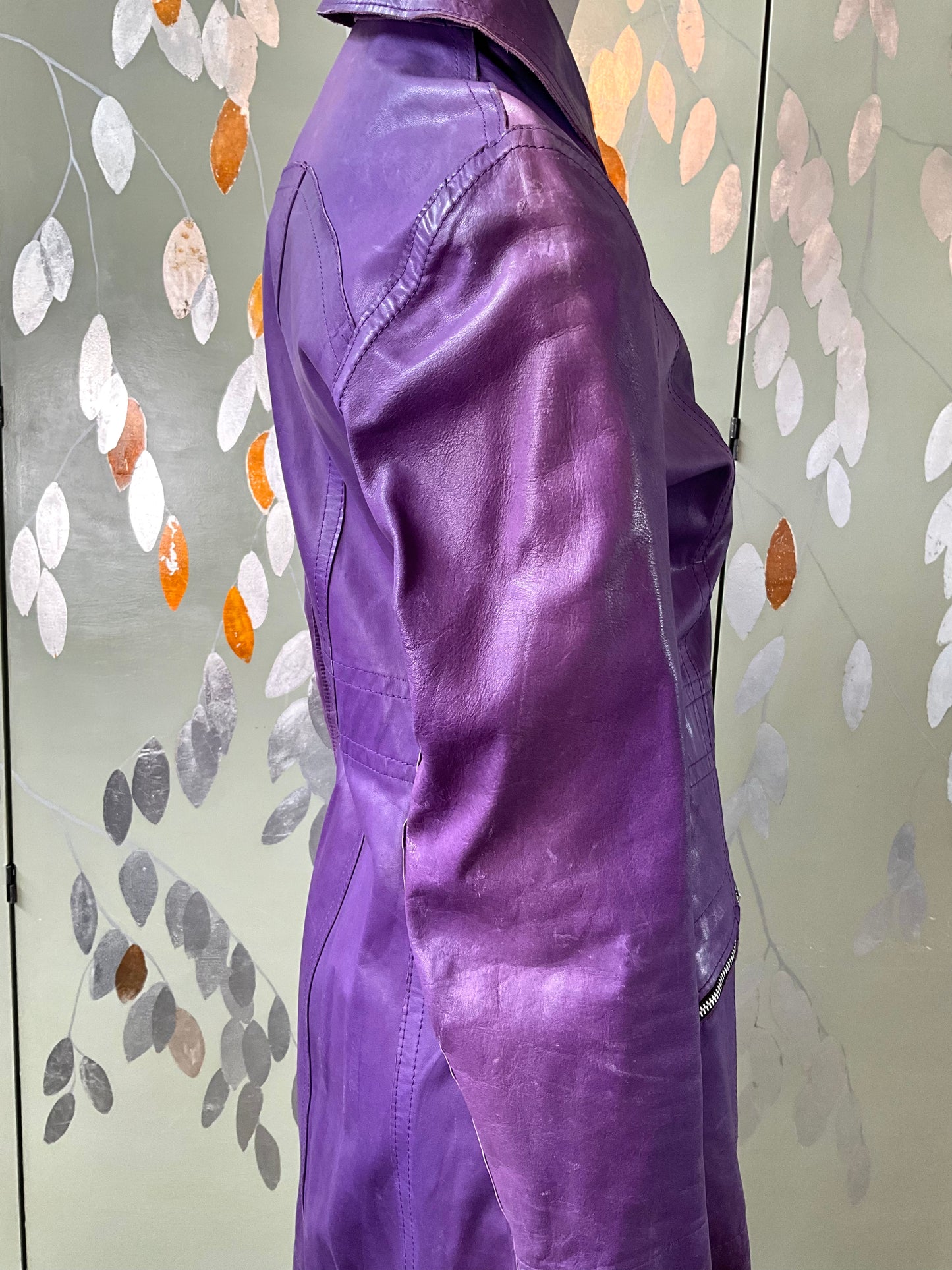 Vintage 1970s Purple Leather Snap Front Coat, XS