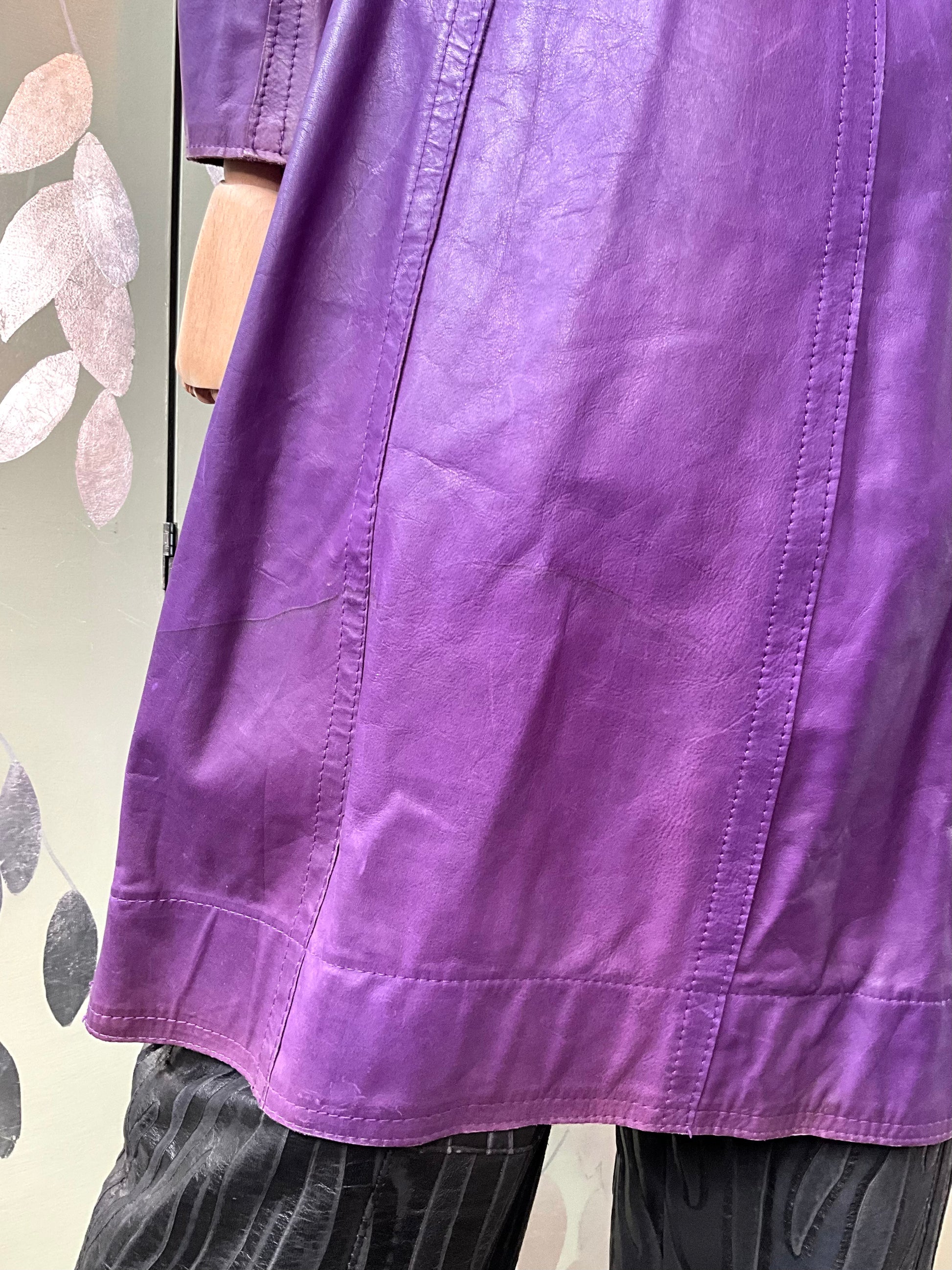 Vintage 1970s Purple Leather Snap Front Coat, XS