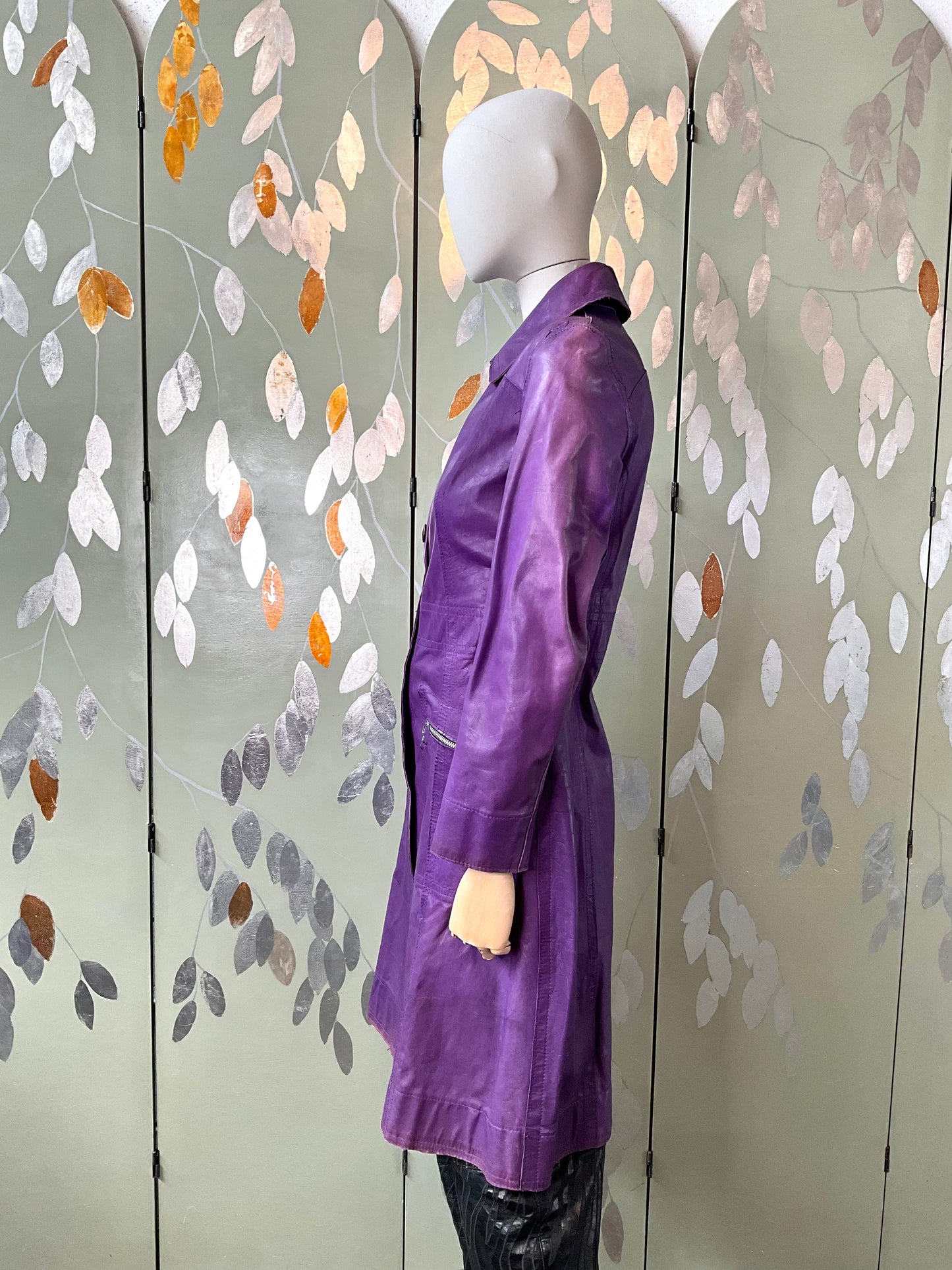 Vintage 1970s Purple Leather Snap Front Coat, XS