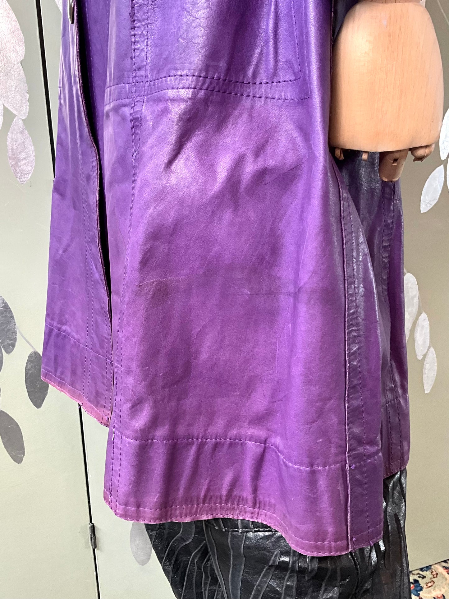 Vintage 1970s Purple Leather Snap Front Coat, XS