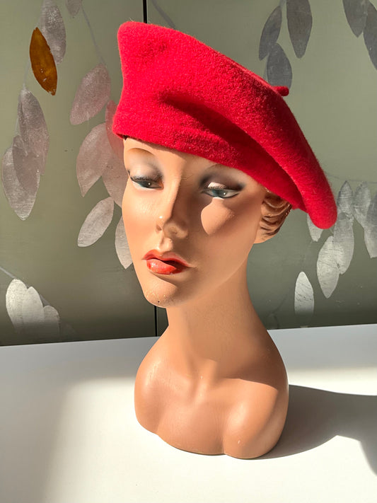 Vintage Red Wool Basque Beret, De Luxe