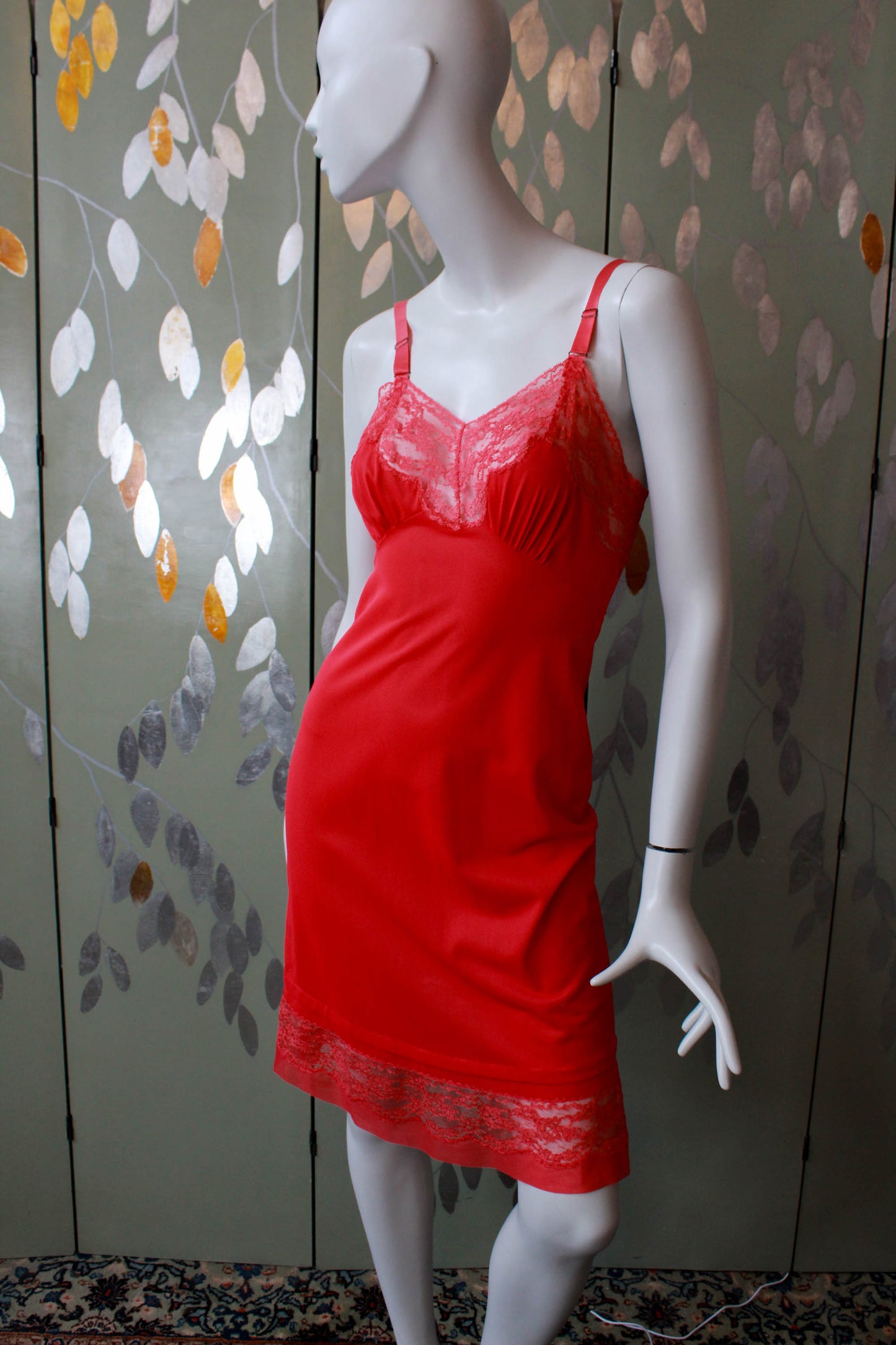 1960s Bright Red Slip, Small