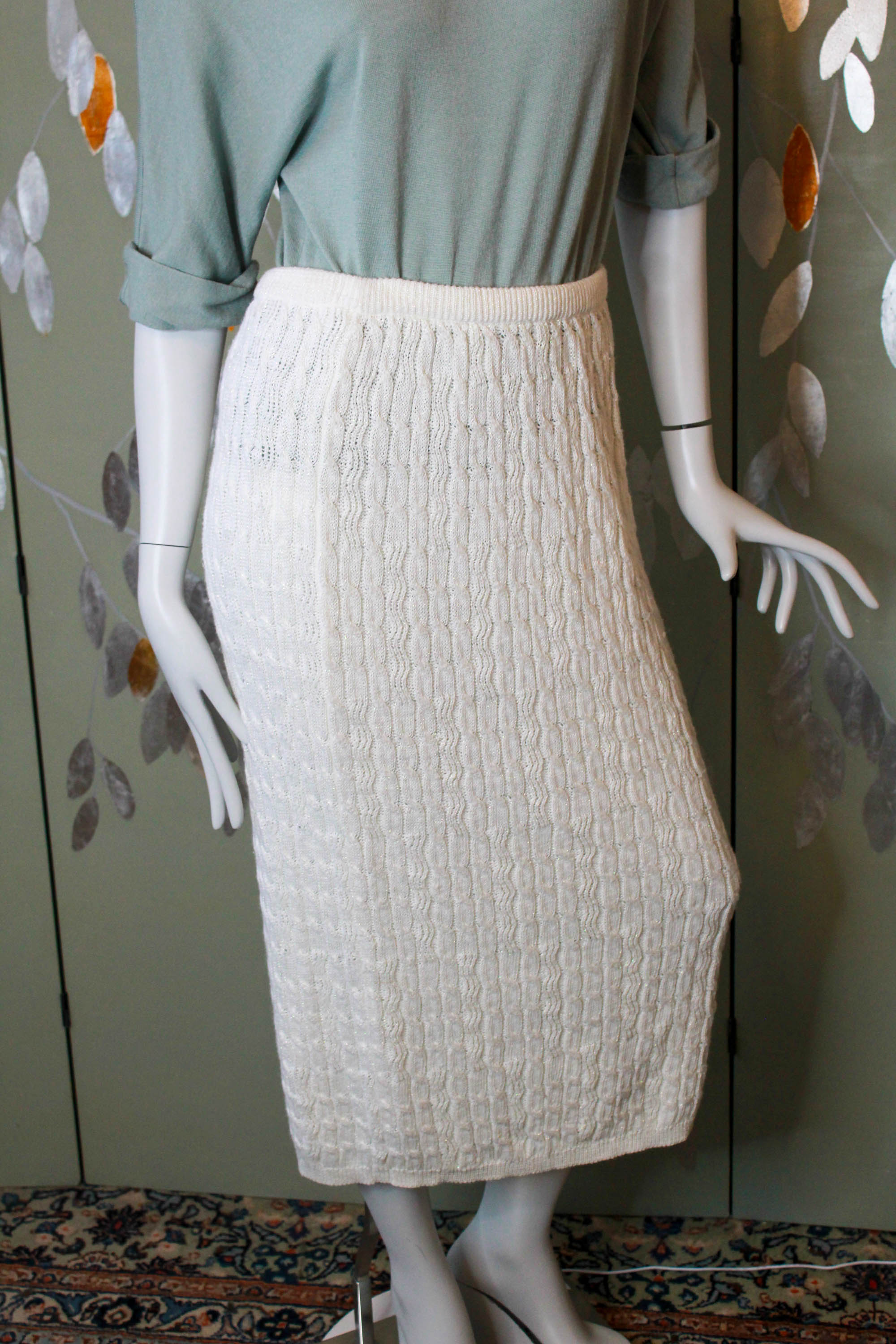 White pencil hotsell skirt knitted