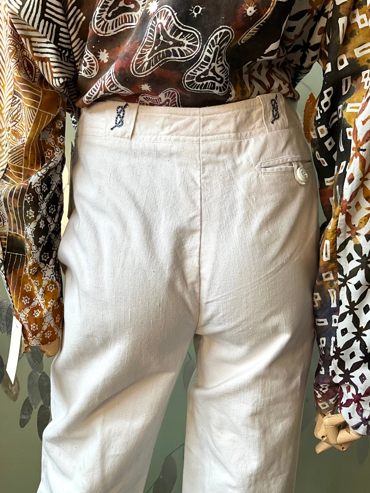Vintage 1980s Les Copains White Cotton Straight Leg Embroidered Pants, W29