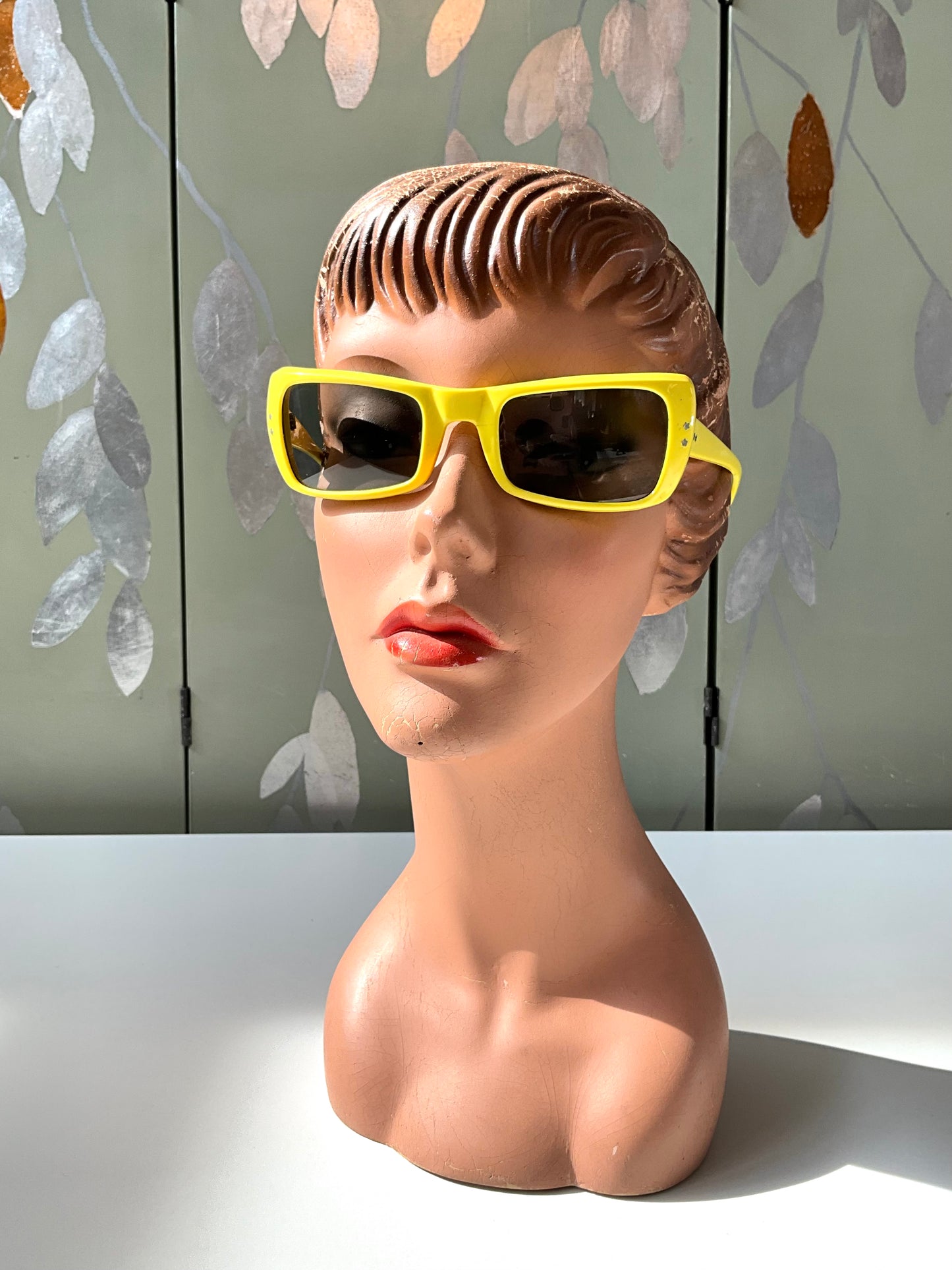 Vintage 1980s Samco Yellow Italian Rectangular Sunglasses 