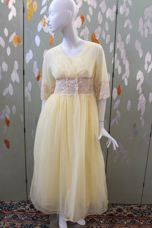 1960s pale yellow chiffon peignoir and nightgown / dressing gown set, lace trim on sleeves and empire waist, flowing coquette aesthetic feminine vintage romantic night gown
