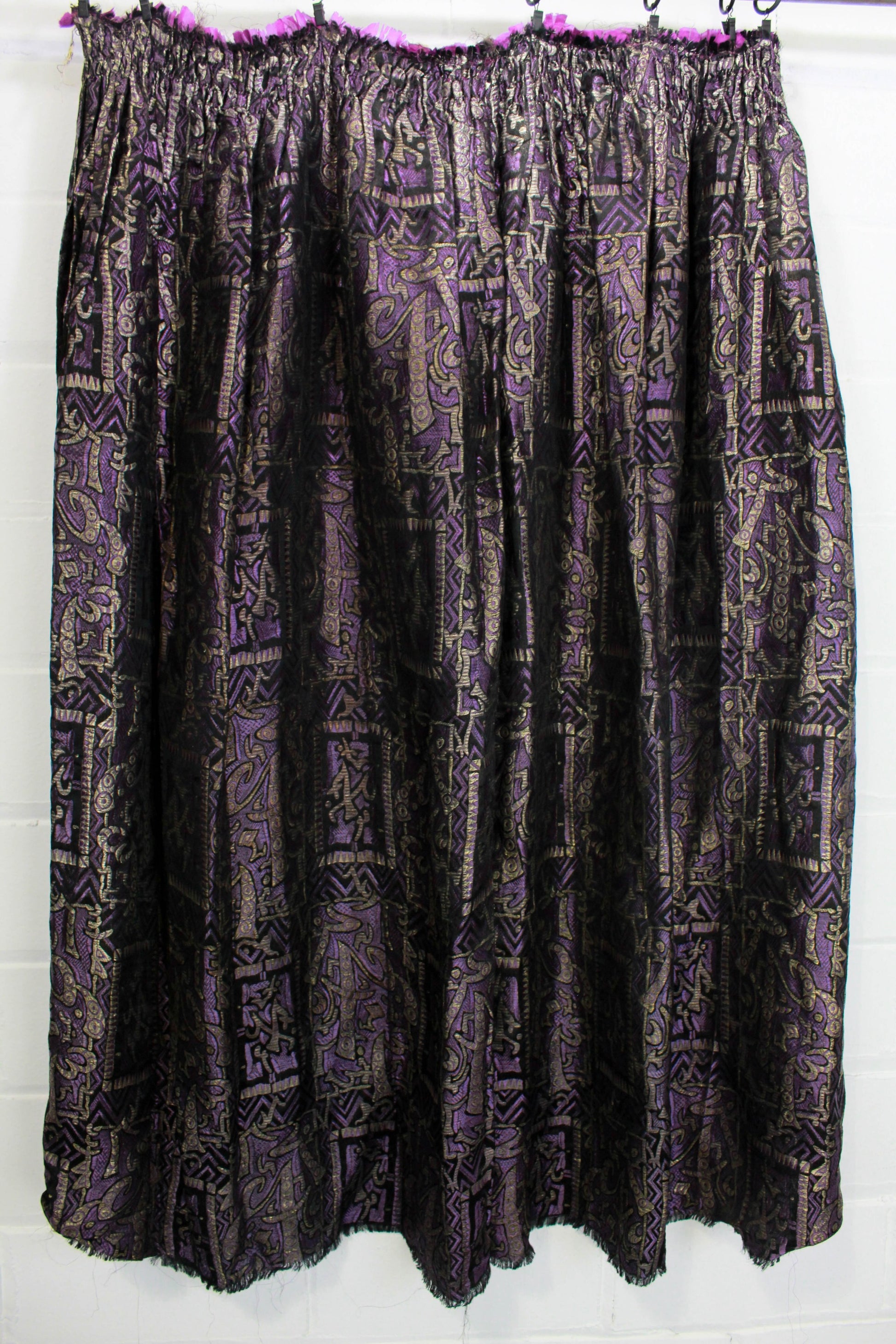1920s art deco silk lame metallic purple and gold abstract print fabric