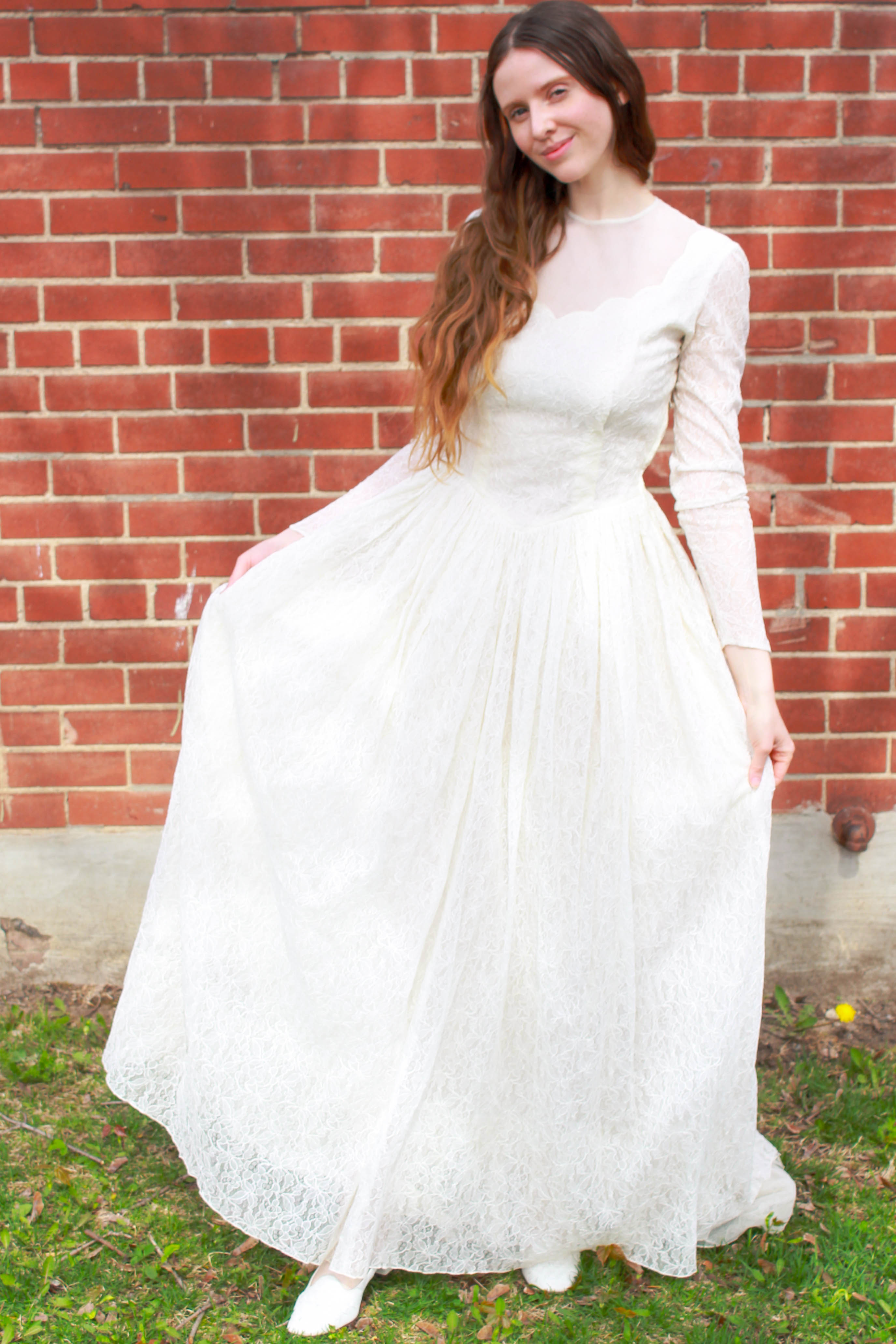 Vintage 1950s White Lace Long Sleeve Wedding Dress Small Ian